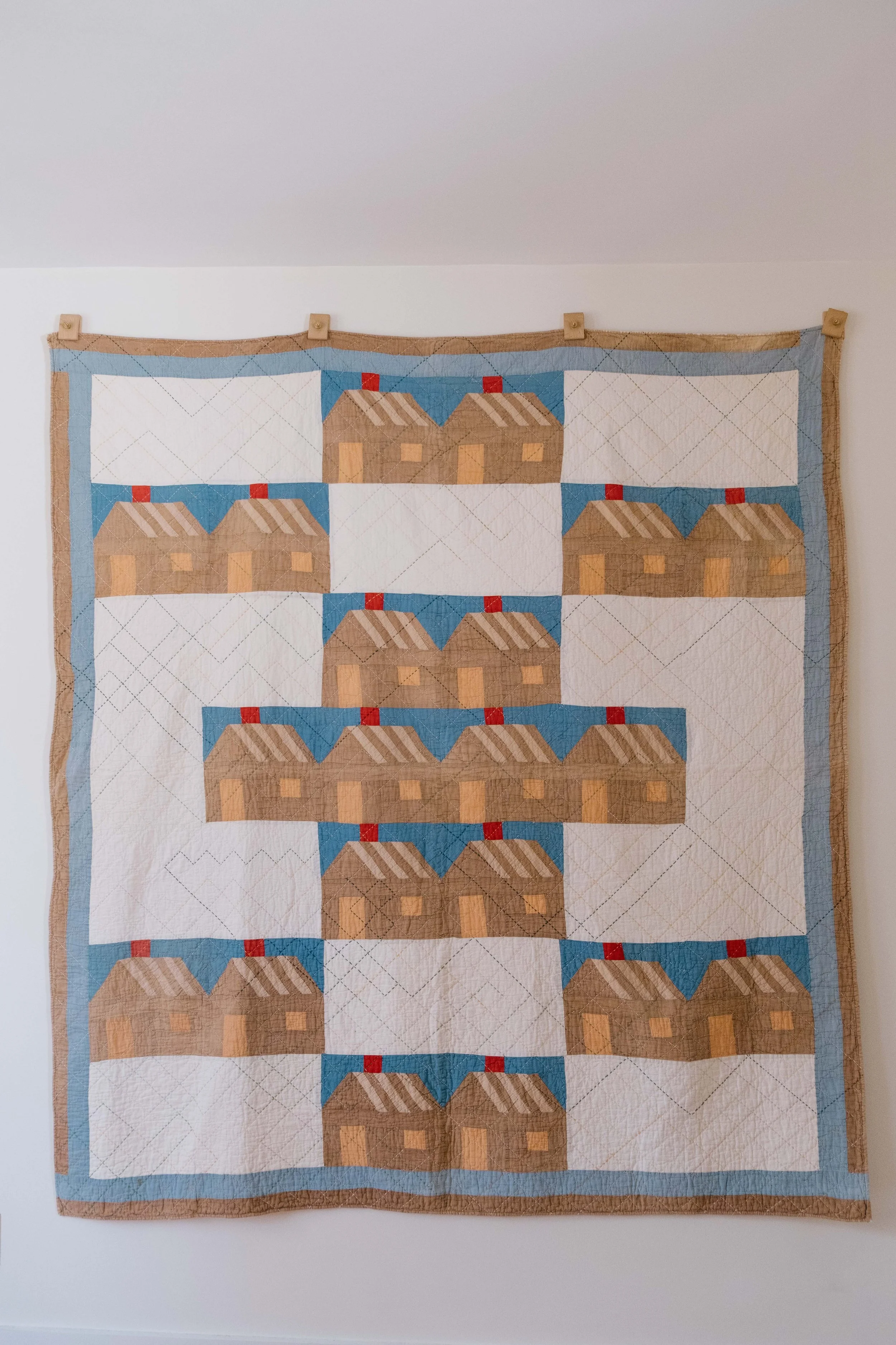antique-schoolhouse-quilt-folkling.jpg