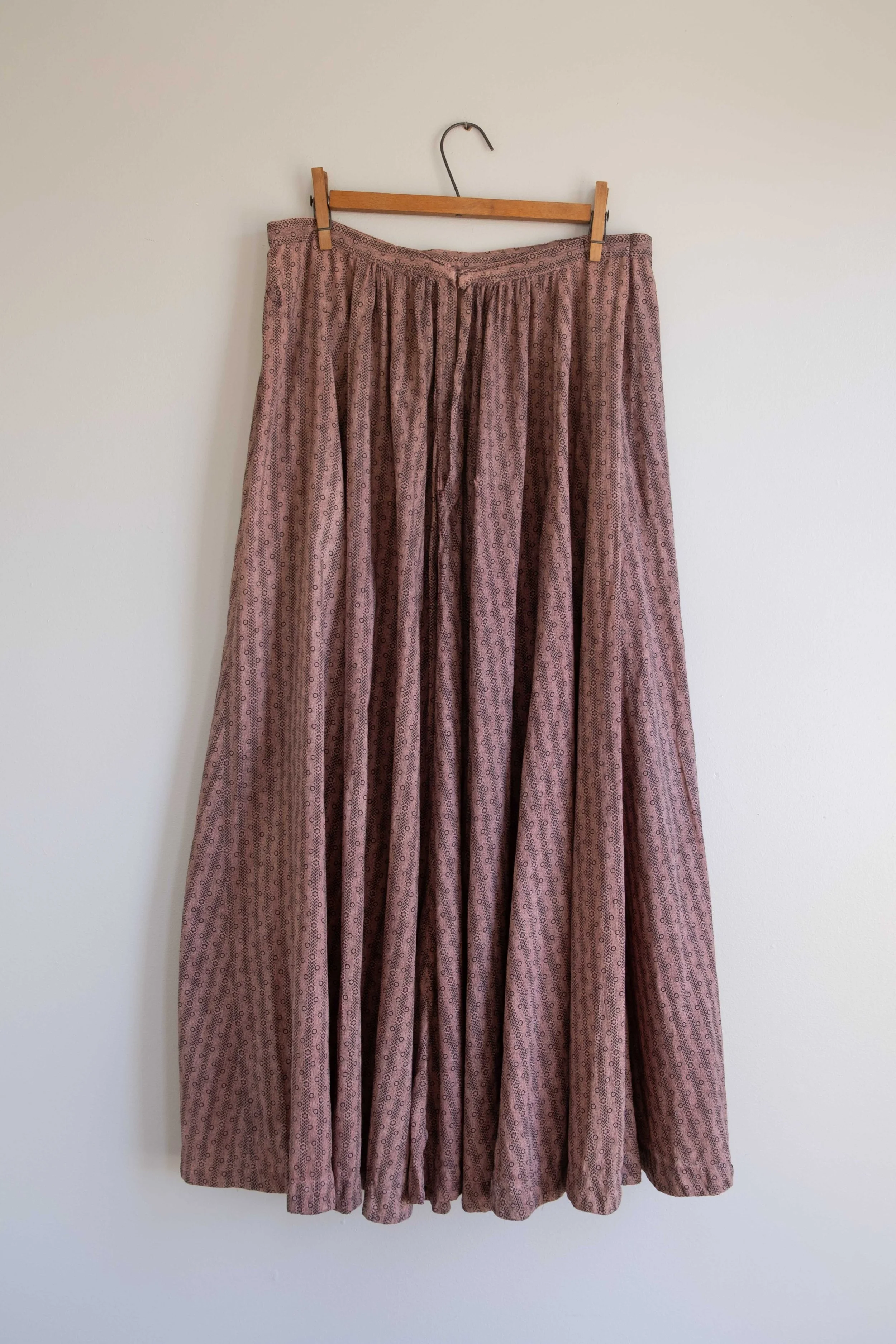 folkling-october-clothes-5-12.jpg