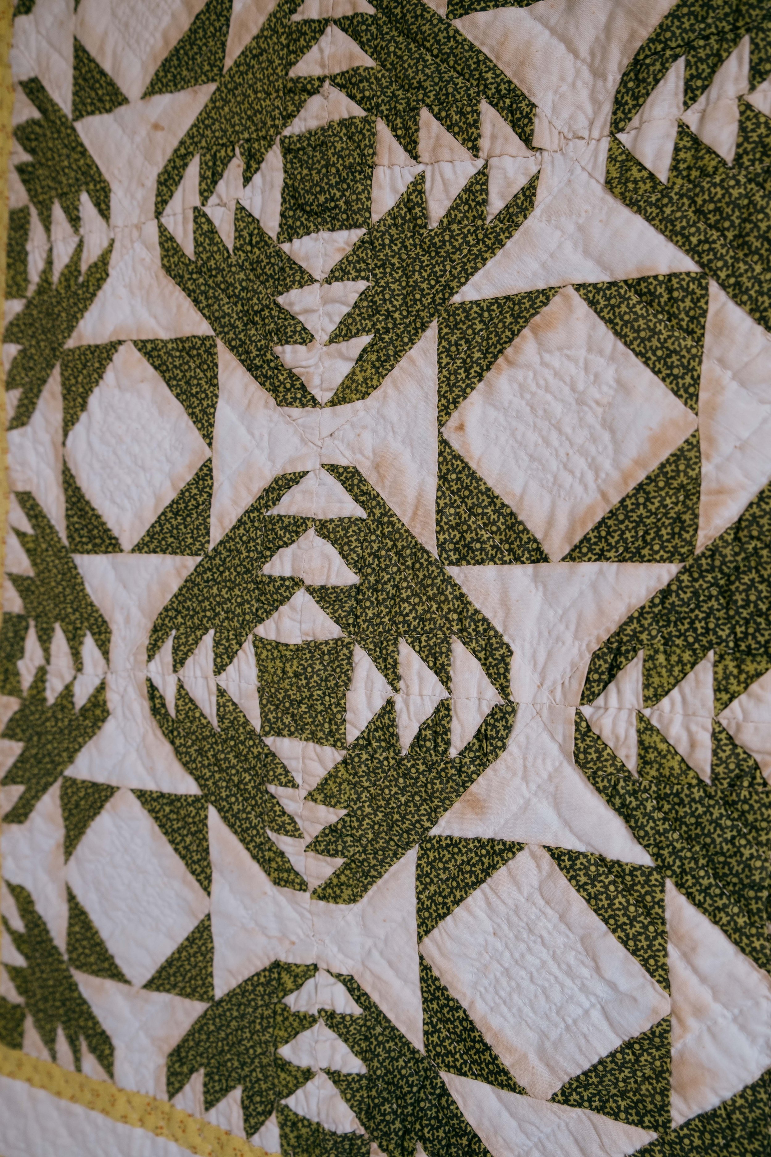 folkling-crib-quilts-104.jpg