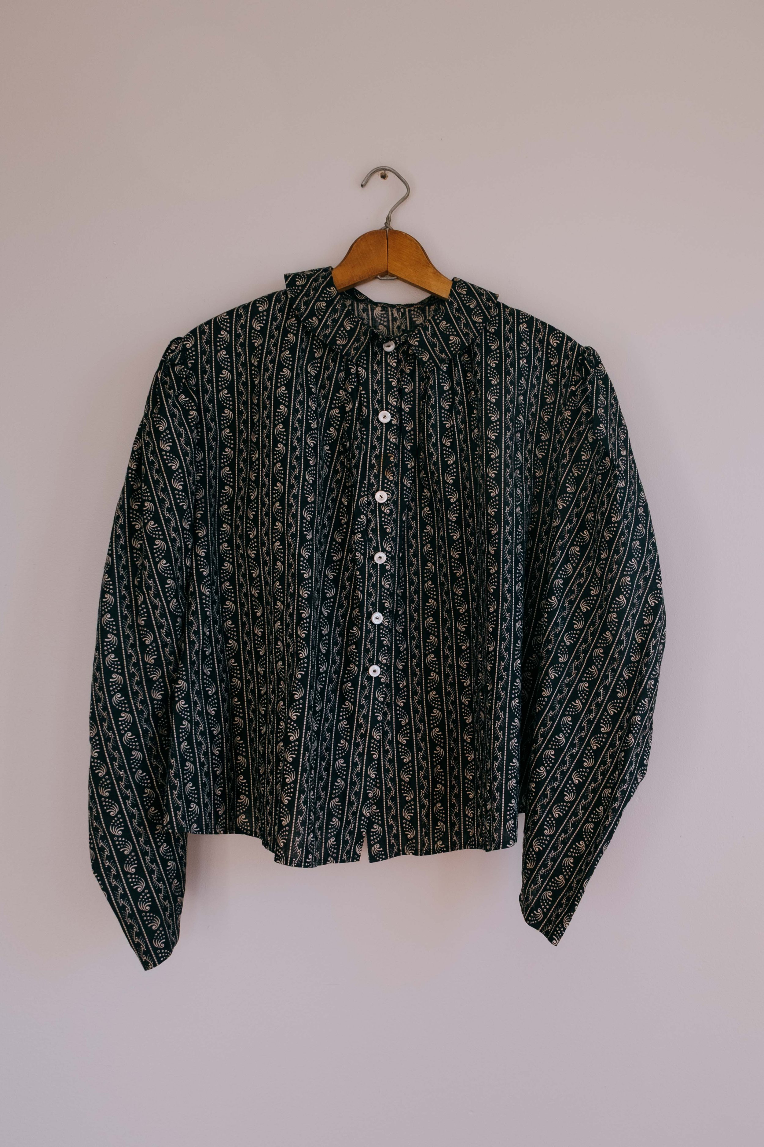 19th c. Black Calico Top