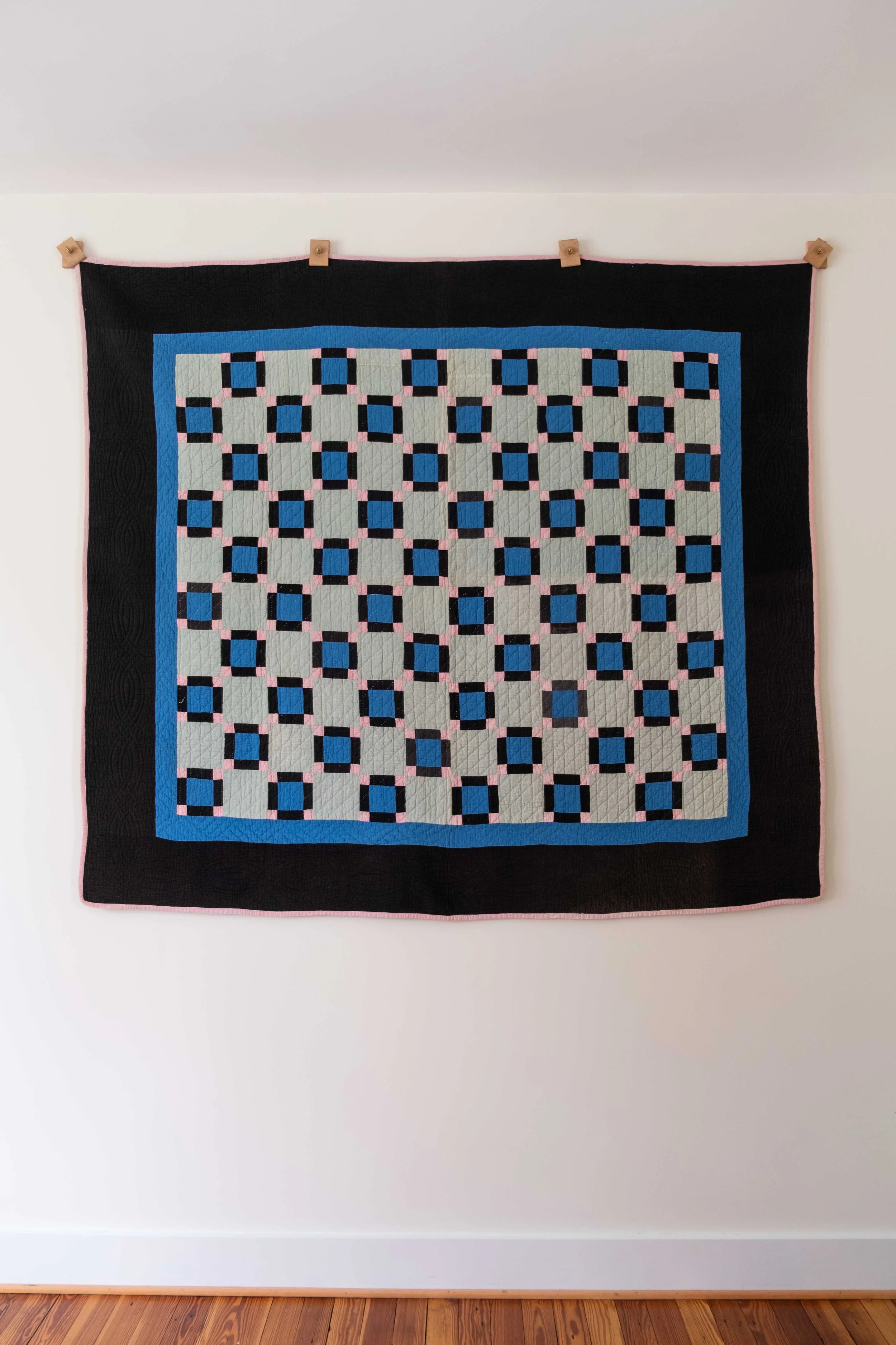 1920s Amish Nine Patch Quilt