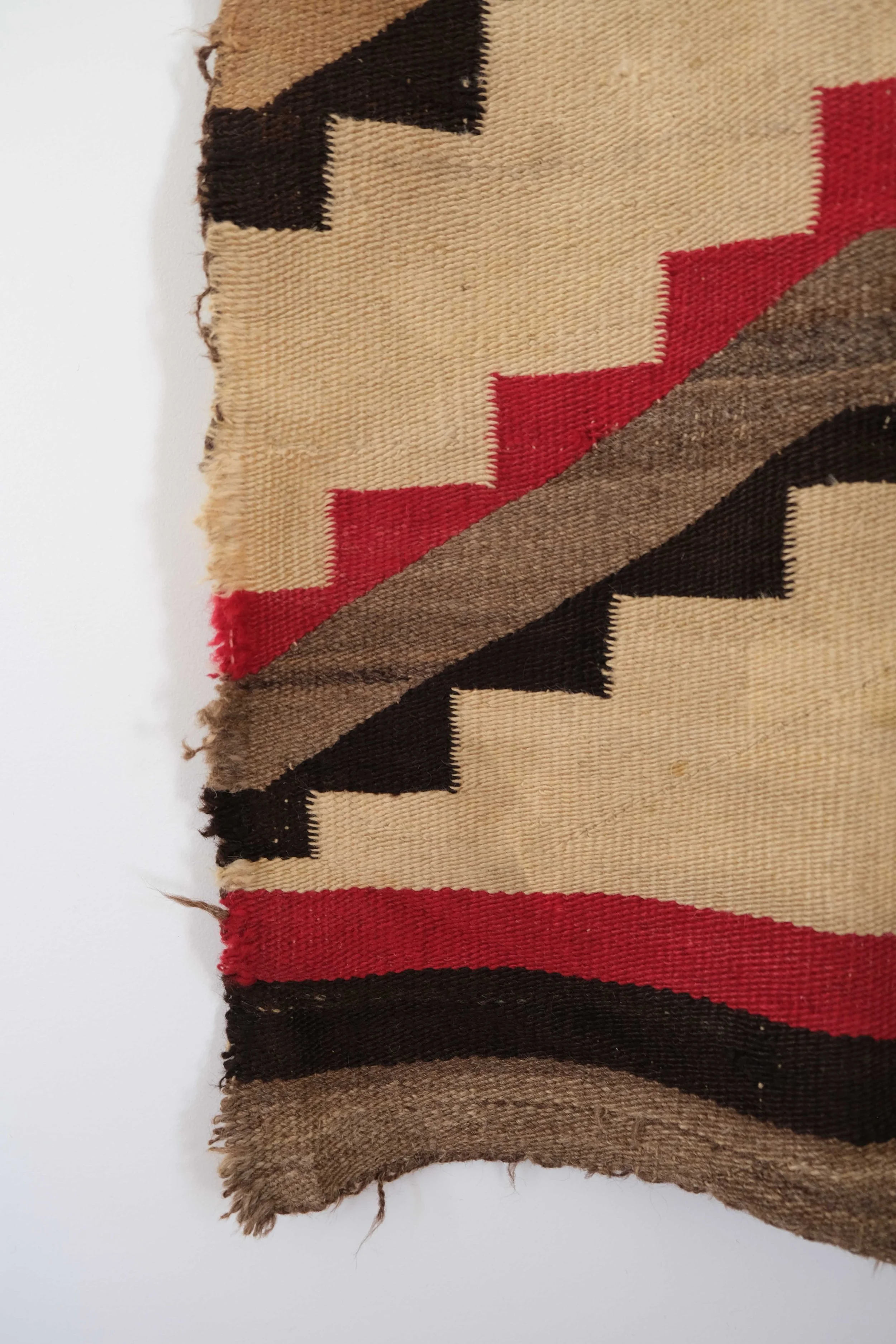 folkling-navajo-rugs-17.jpg