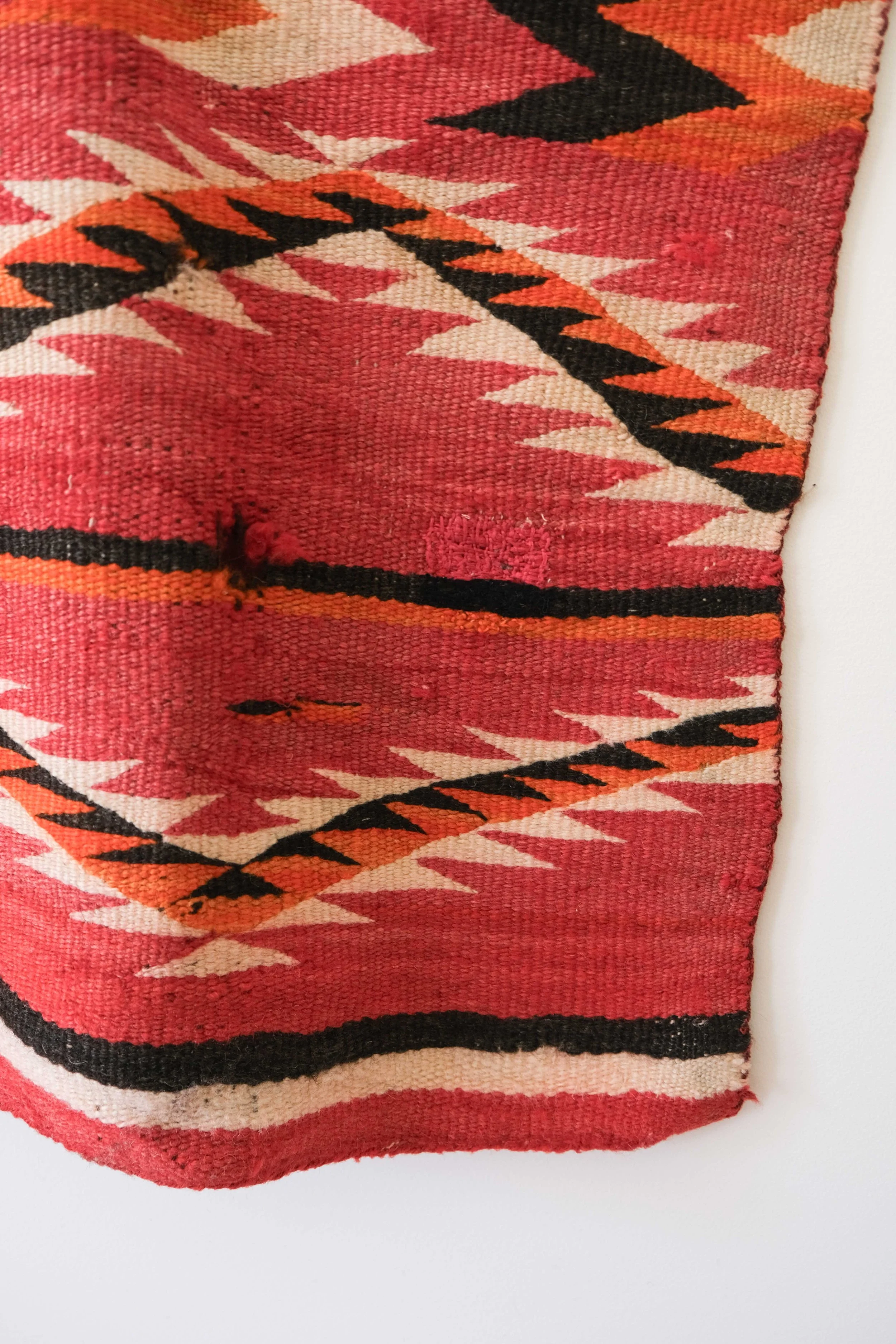 folkling-navajo-rugs-10.jpg