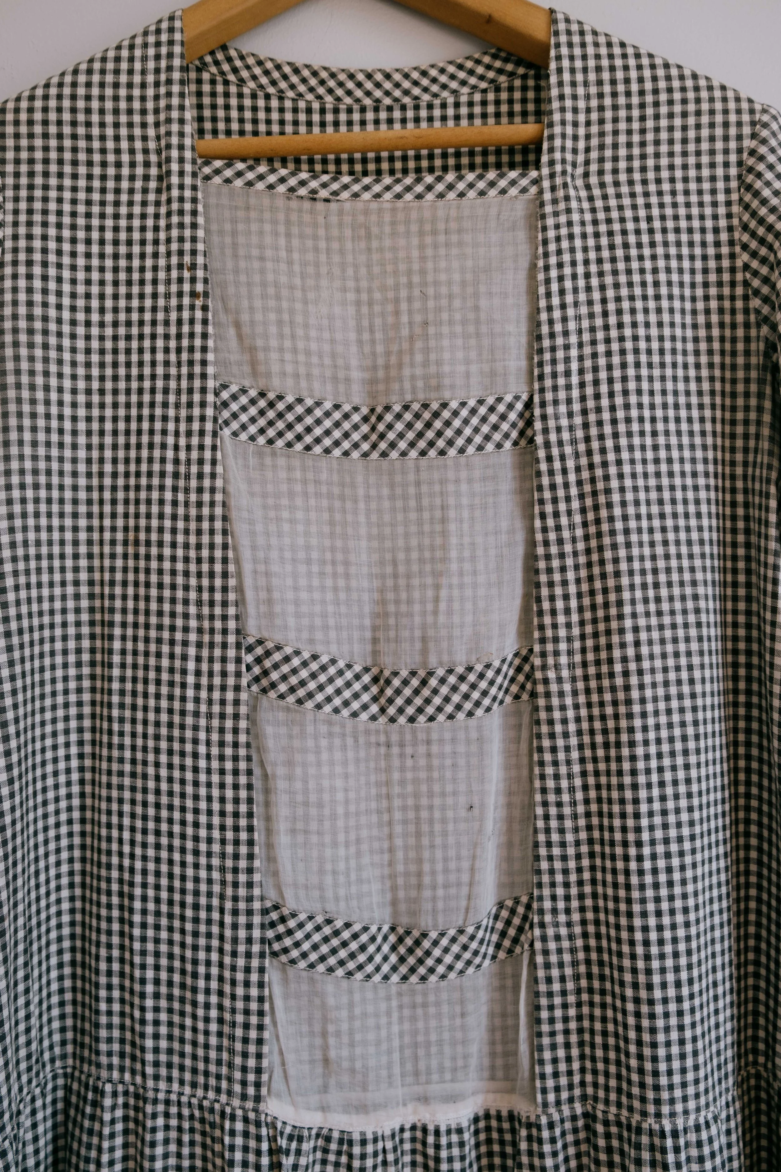 folkling-april-clothes-30.jpg
