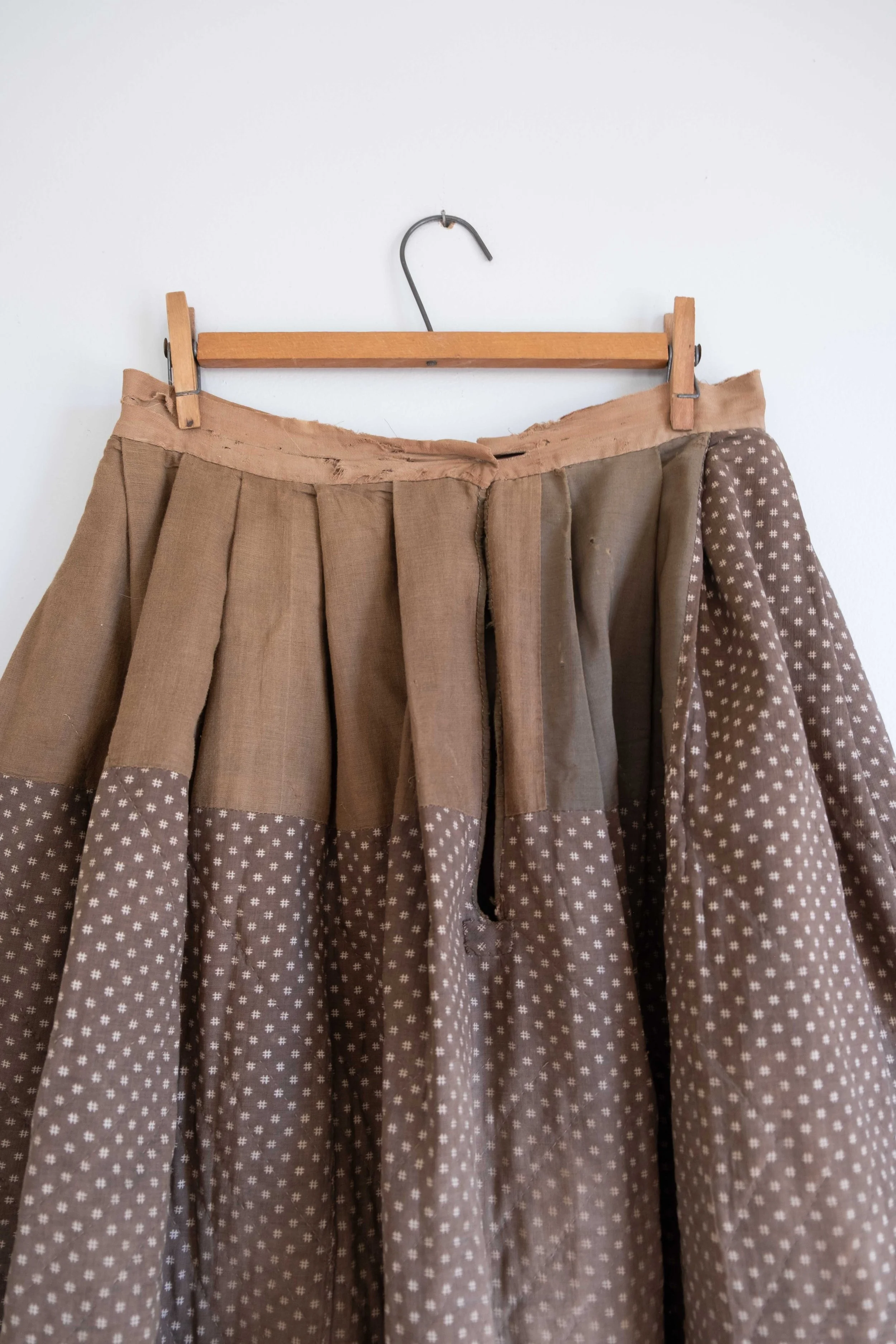 folkling-october-clothes-140.jpg