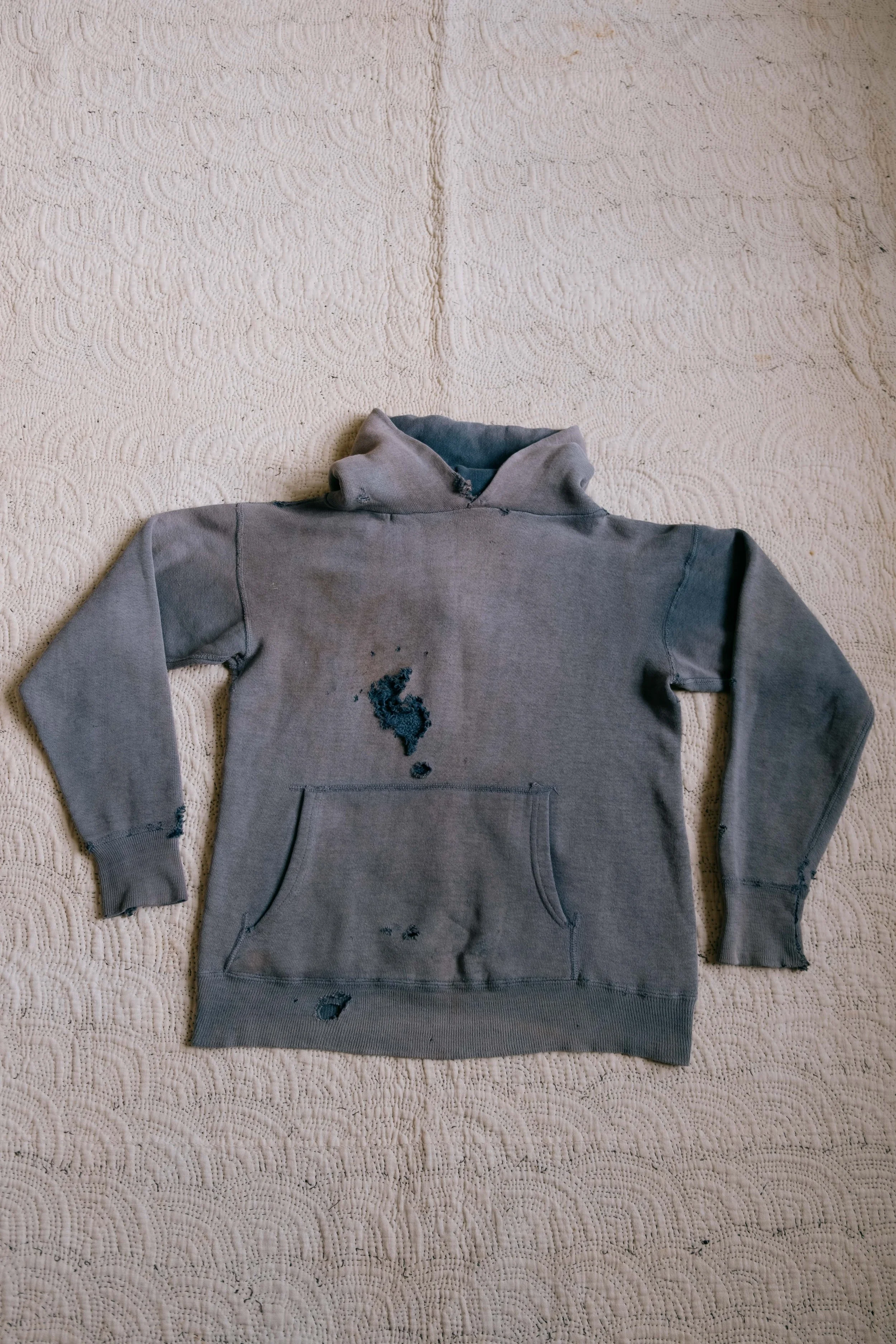 folkling-rainbow-sweatshirts-44.jpg