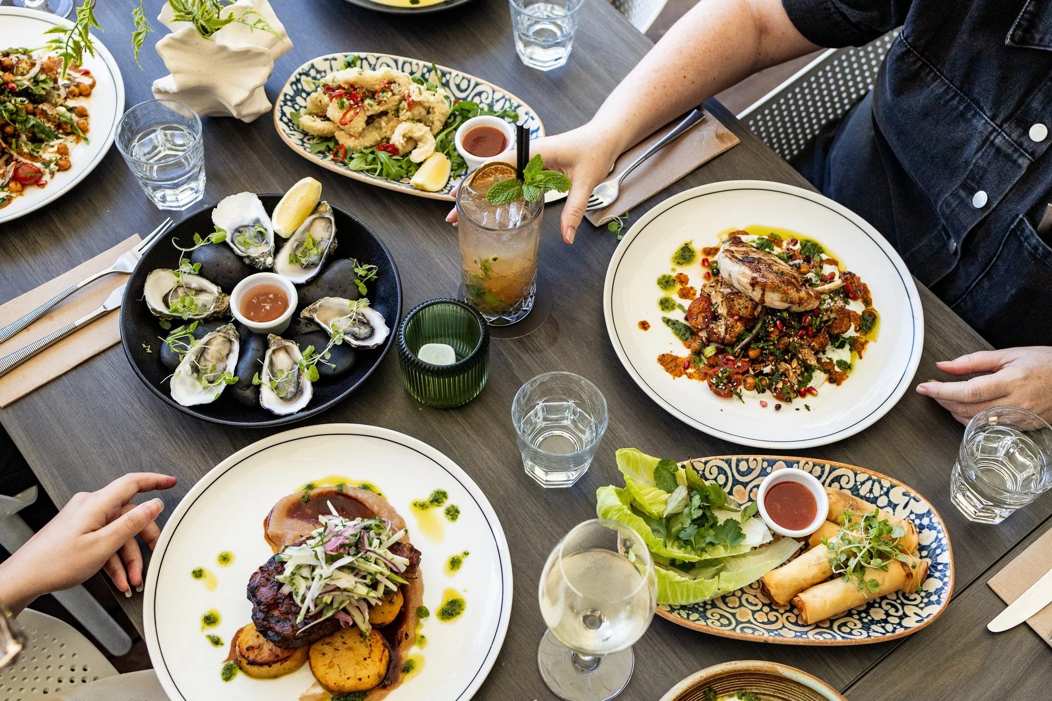 How Dining Rooms Set the Mood for Serious Business Talks
