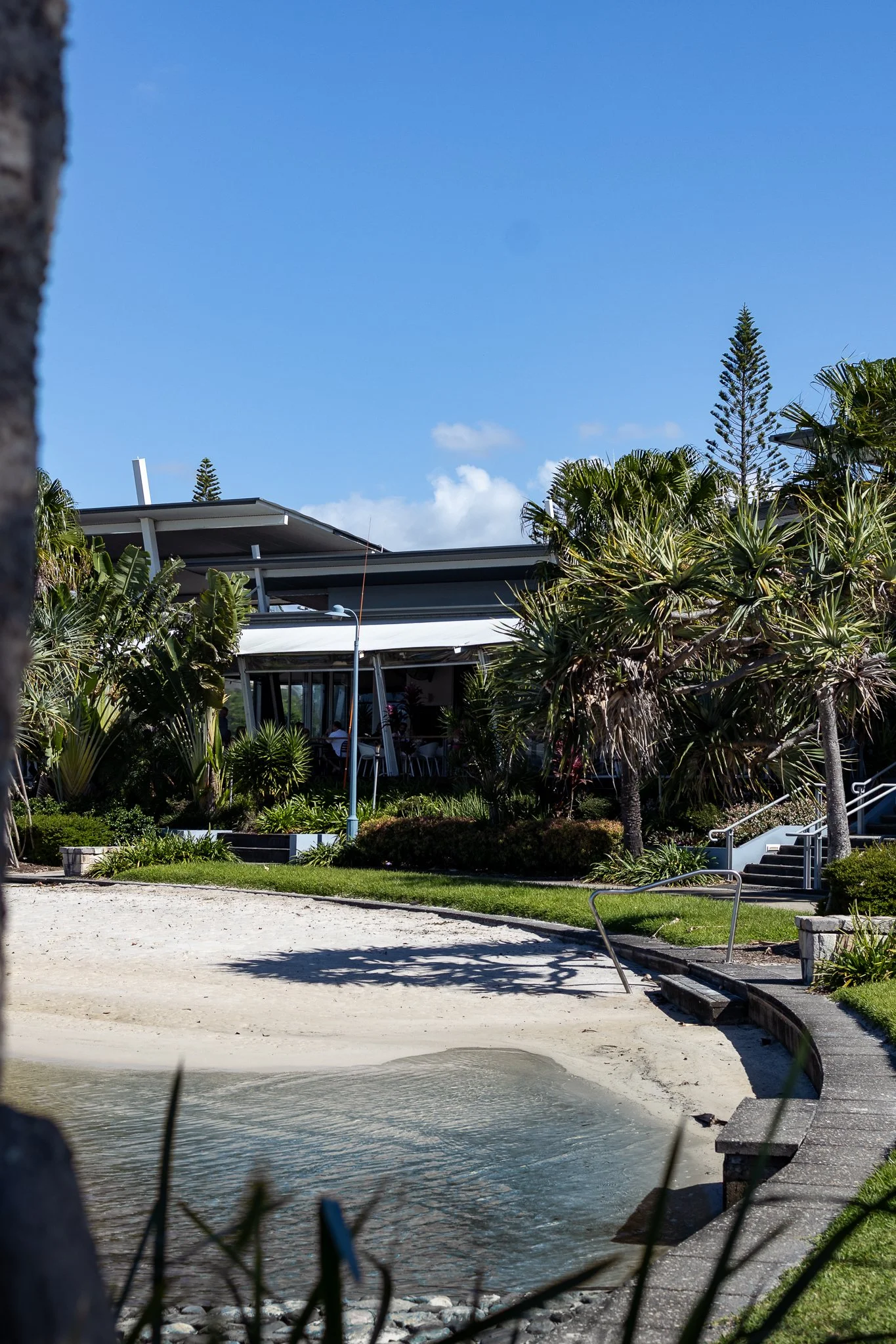 Brisbane Beach Wedding Venues That Feel Like a Getaway