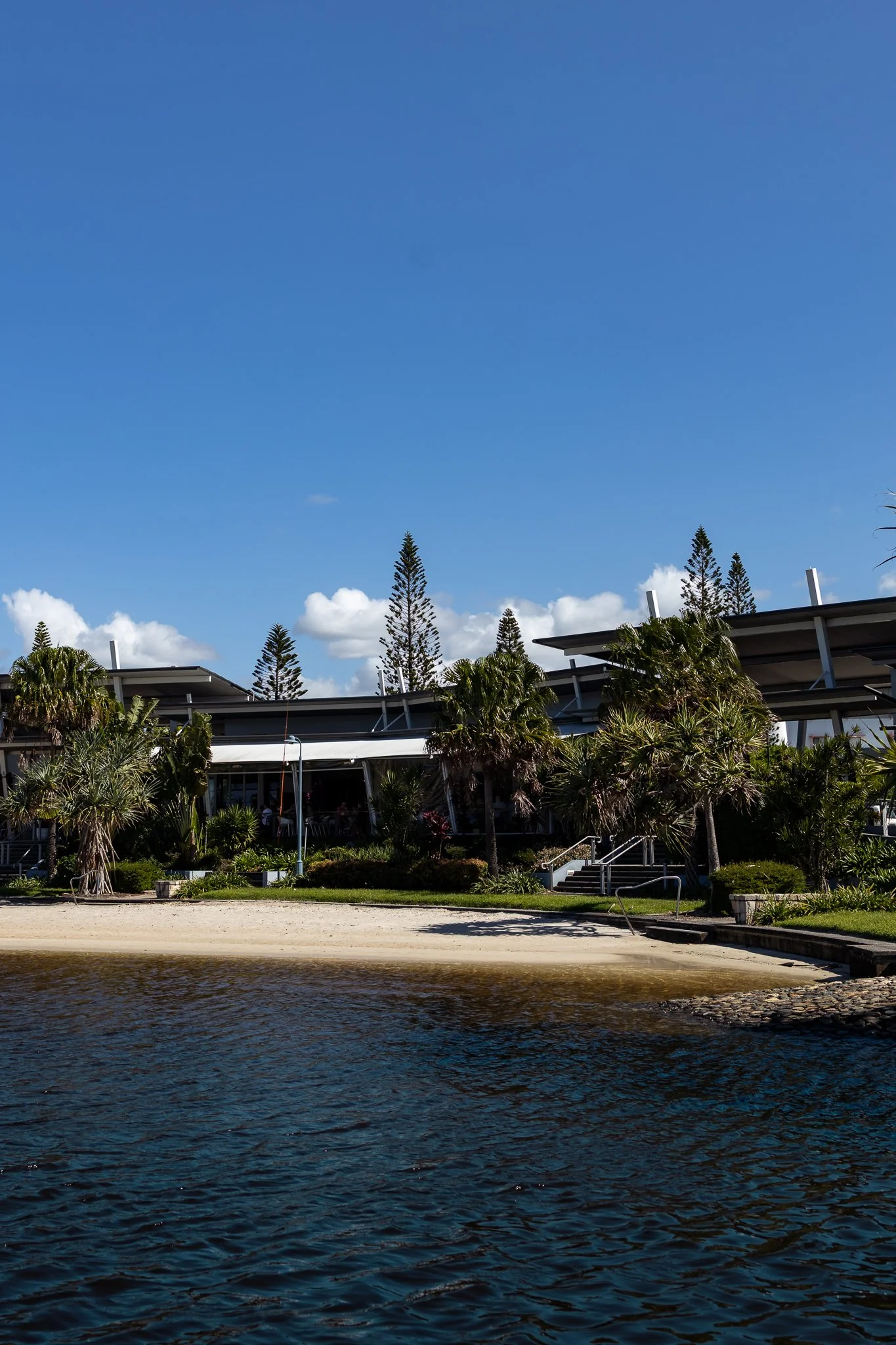 Planning Wedding Ceremonies Near the Water in Brisbane