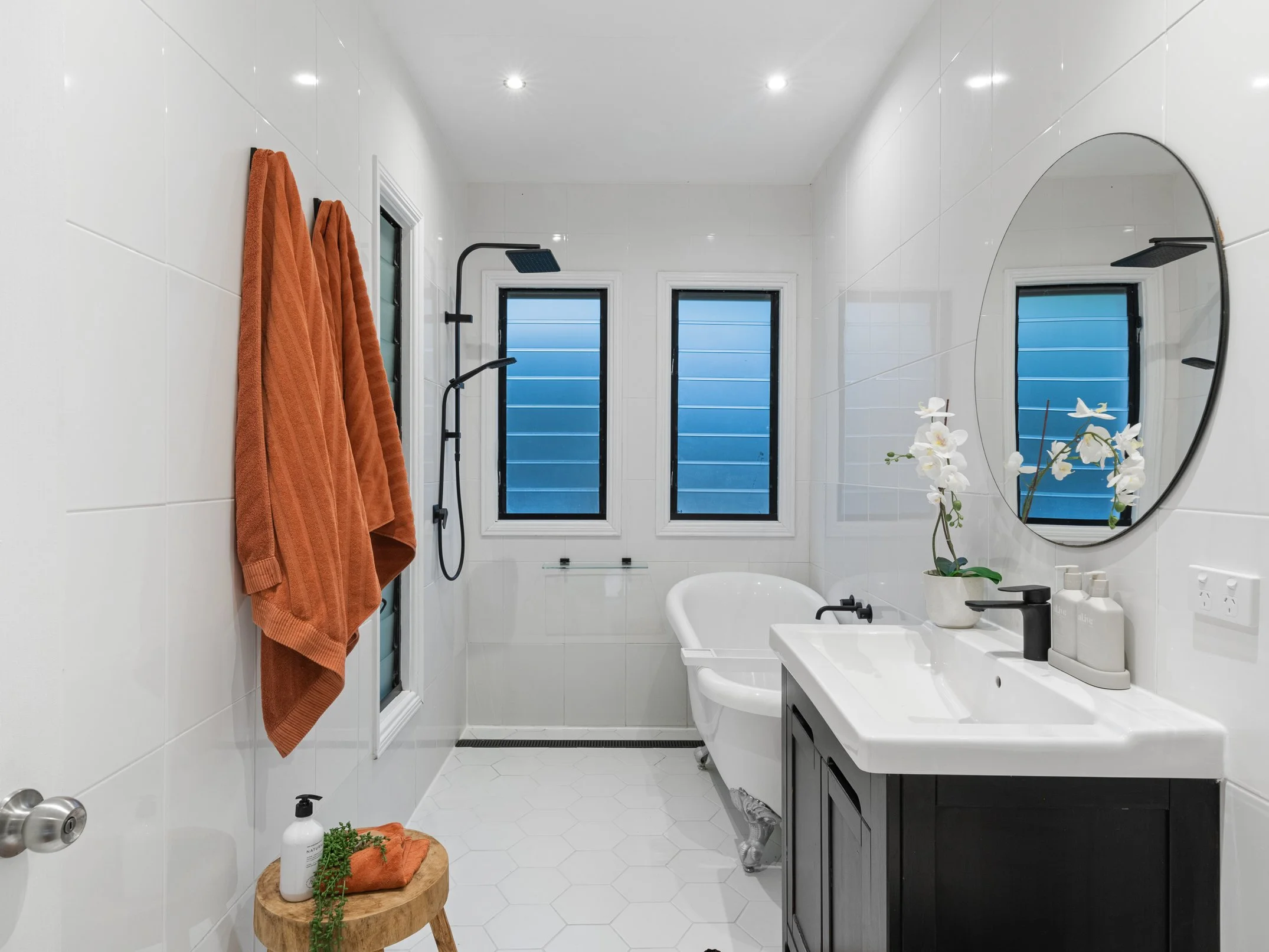 25 Love Street, Holland Park — Shane Hicks