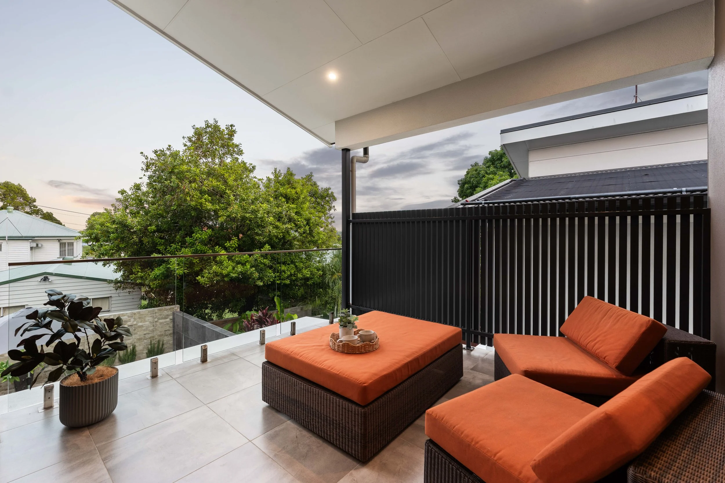 Road, Camp Hill [Internet]09.jpg