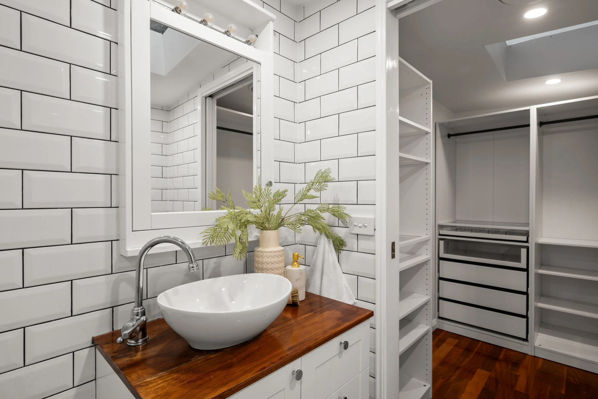 38Oatland__S8Z9092.jpg