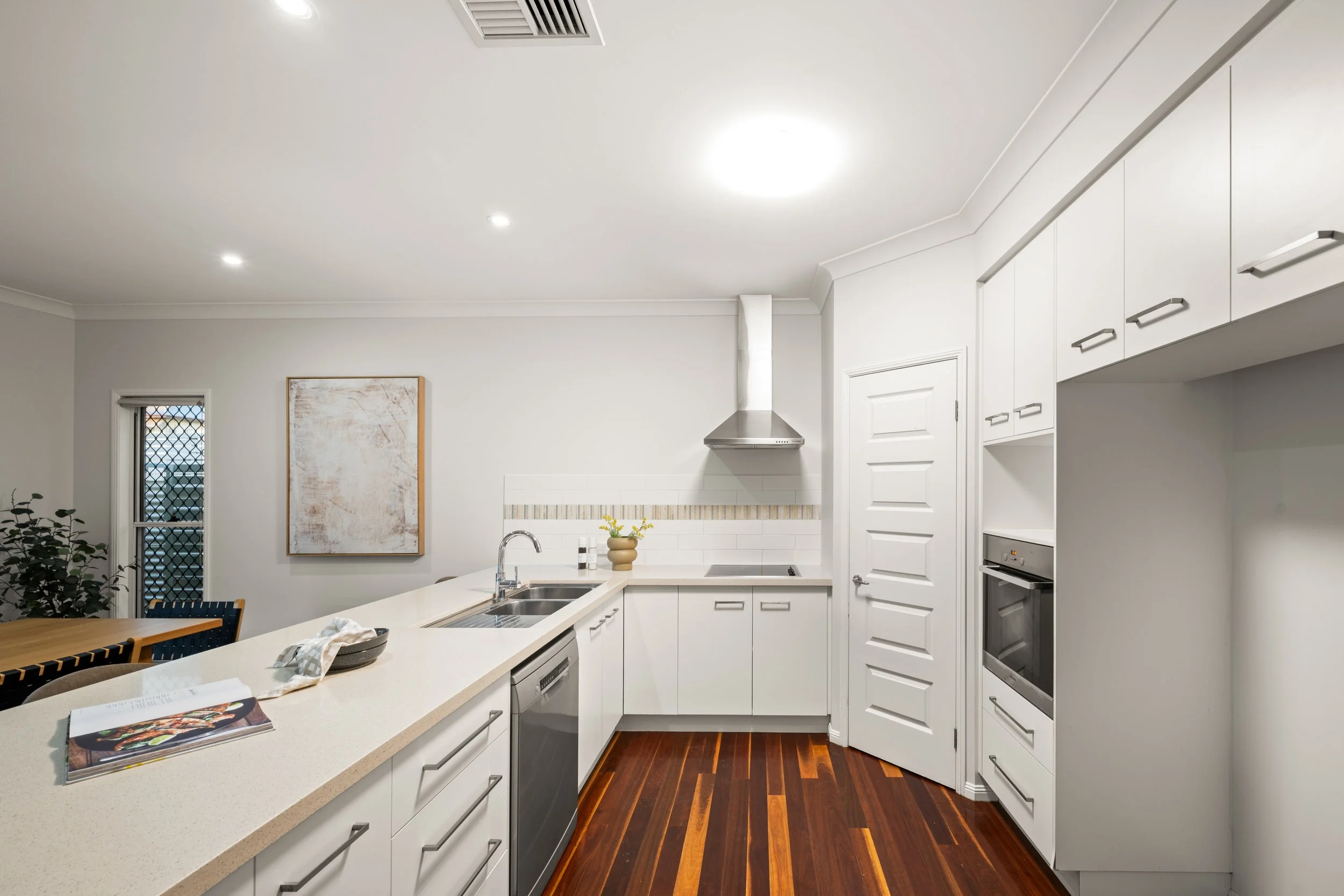 52Wyena__S8Z1256.jpg