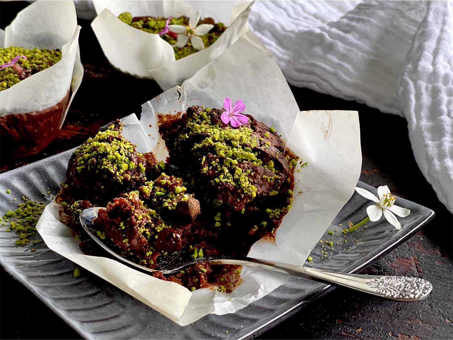 breakfast-porridge-chocolate-muffins.jpg