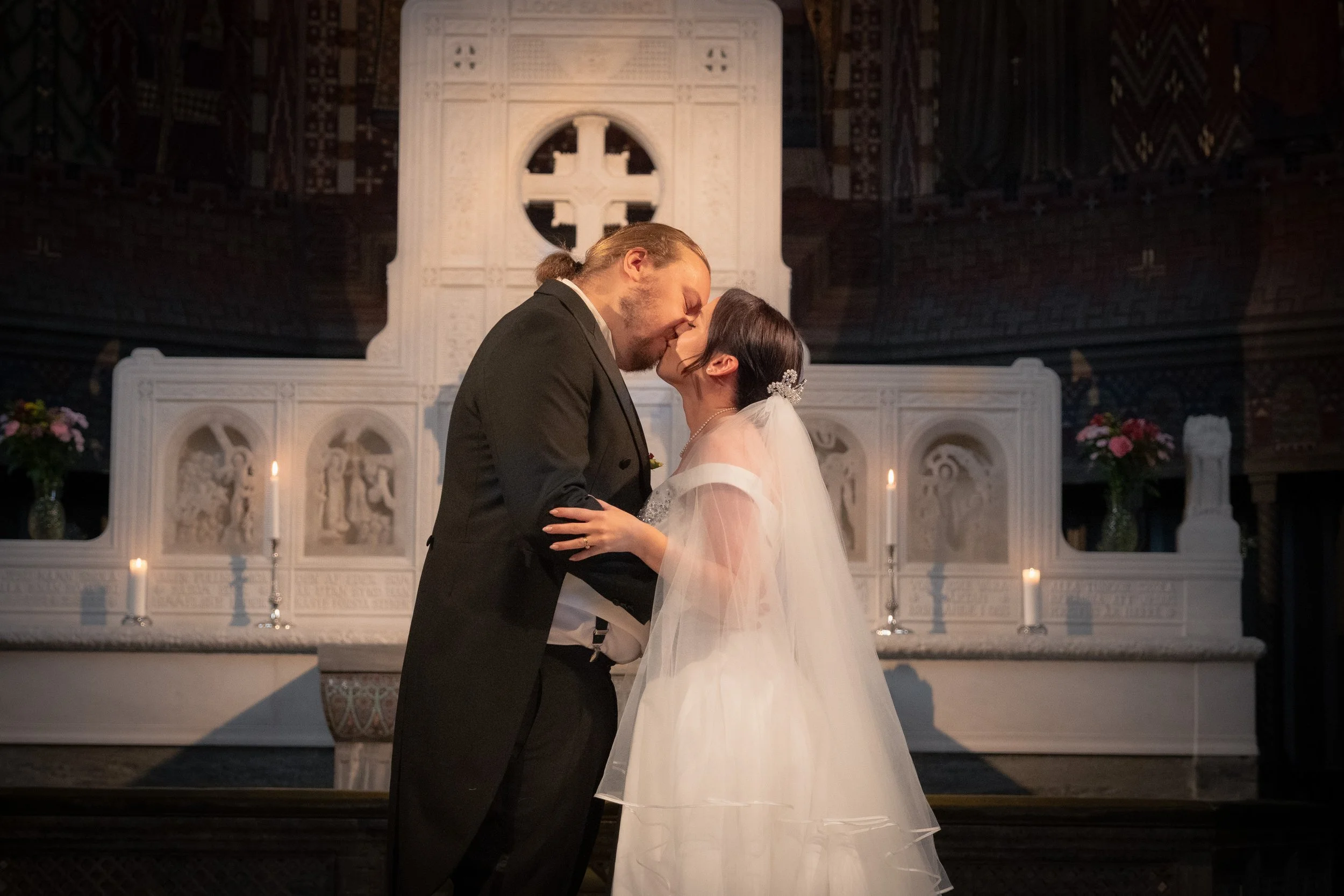 Alba Ahlander_OlsmalmWedding_72ppi-05879.jpg