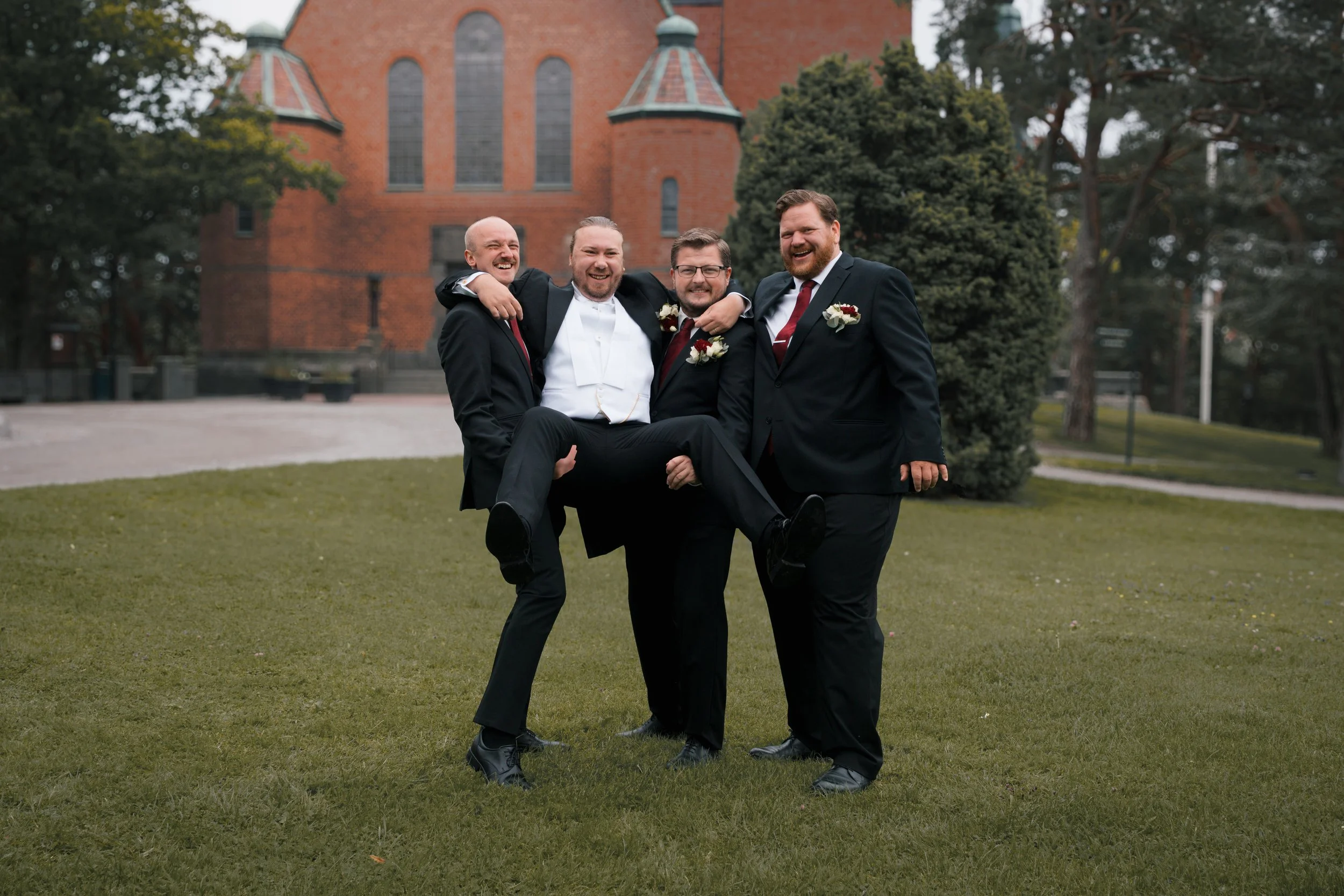 Alba Ahlander_OlsmalmWedding_72ppi-06376.jpg