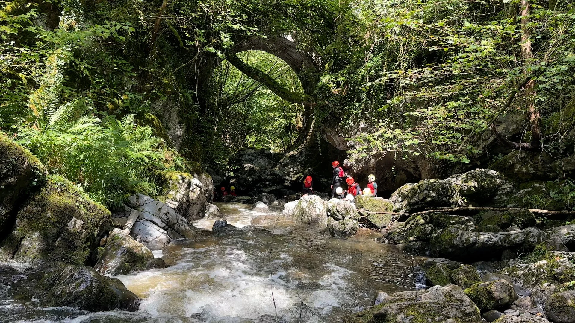 Gorge Walking 4.jpg