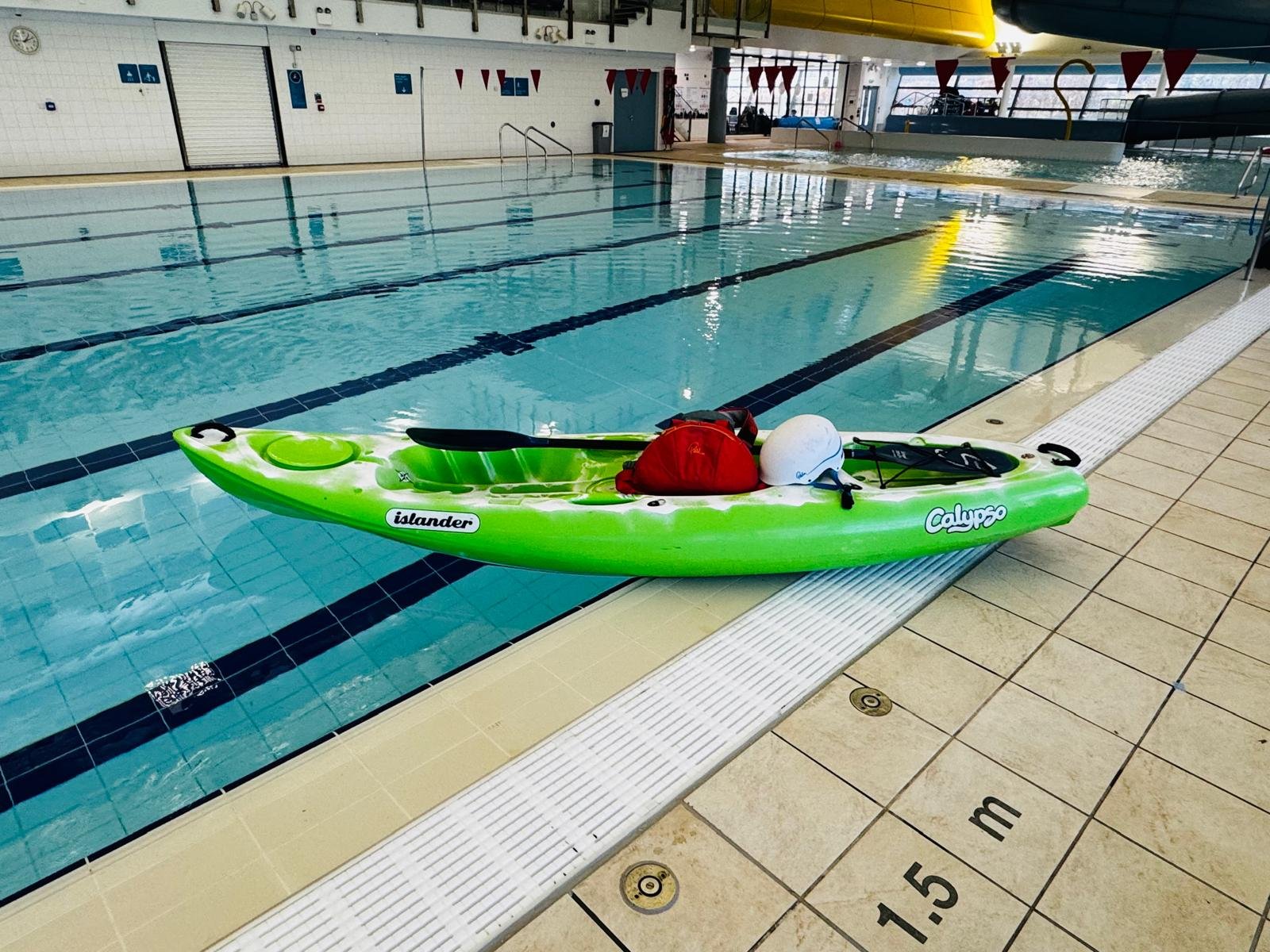 Kayak_Pool2.jpg