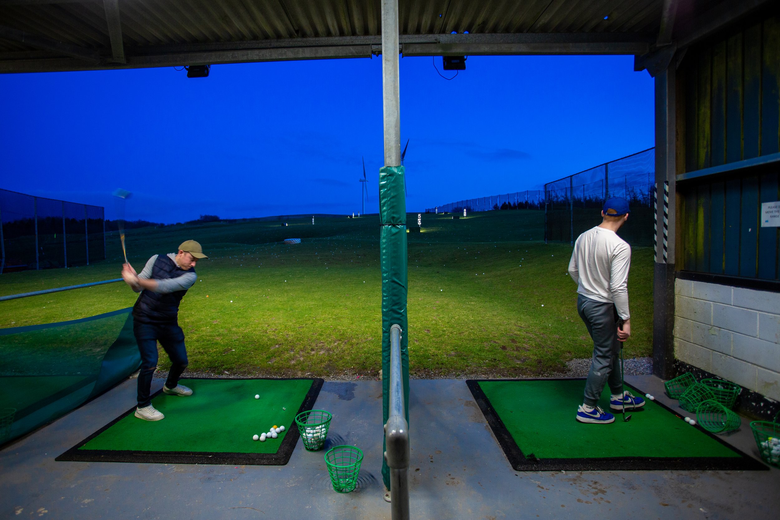 Night Golf at Parc Bryn Bach (5).jpg