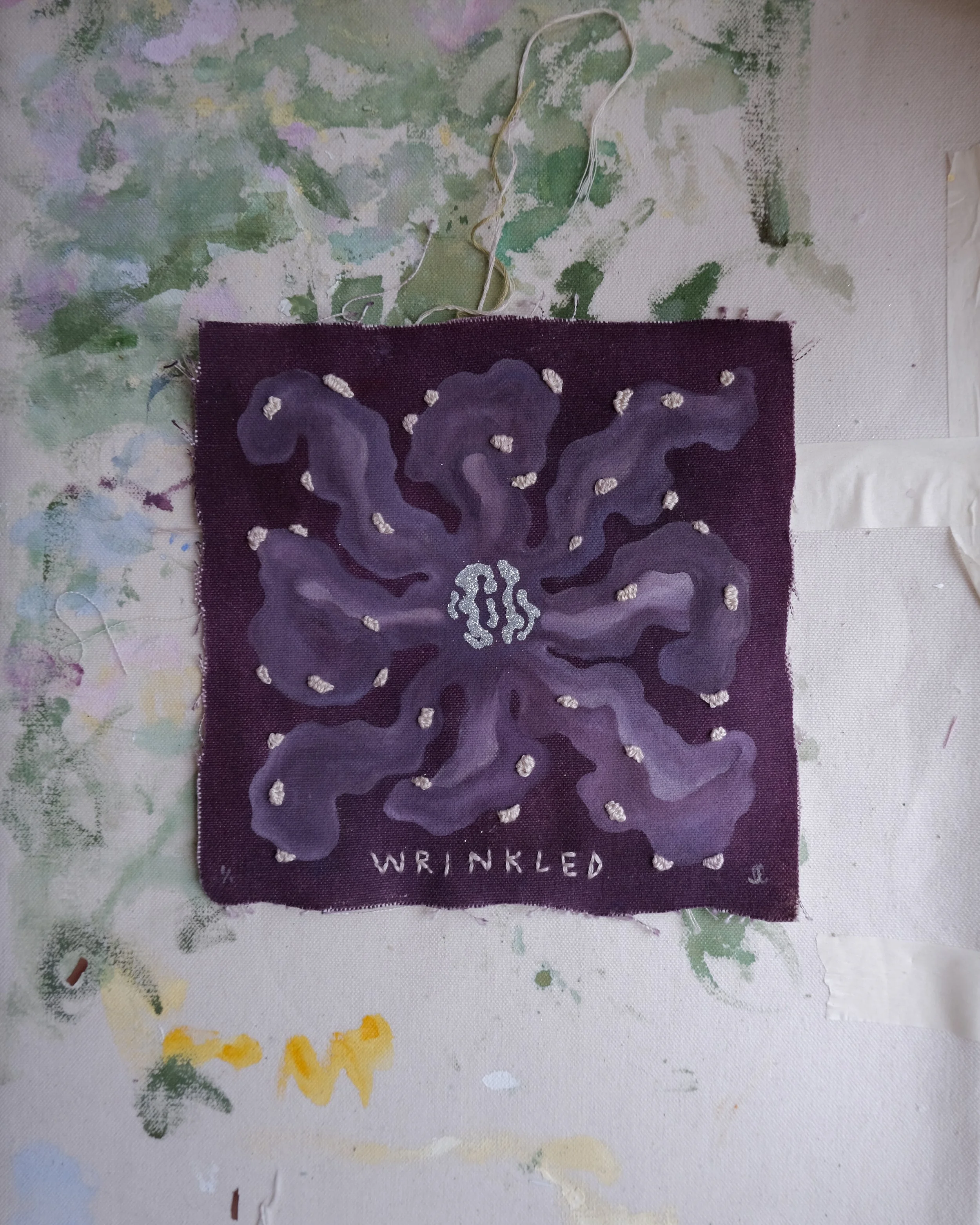 "Wrinkled" Calm Flower 