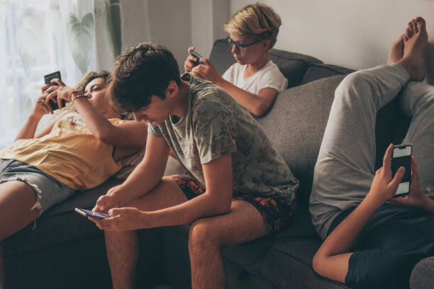 Getting kids unhooked from their smartphones