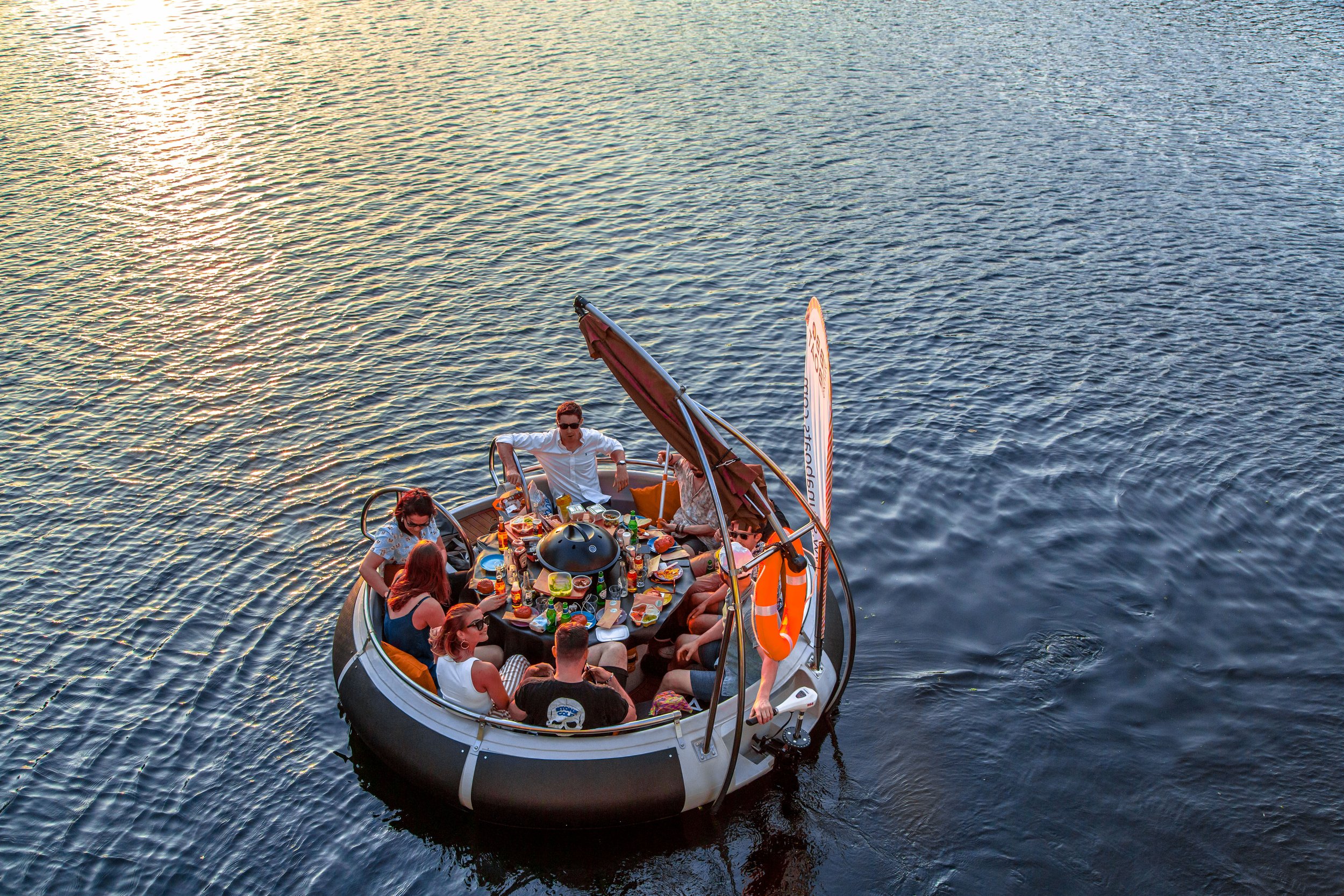 Skuna Boats Floating Experiences in London