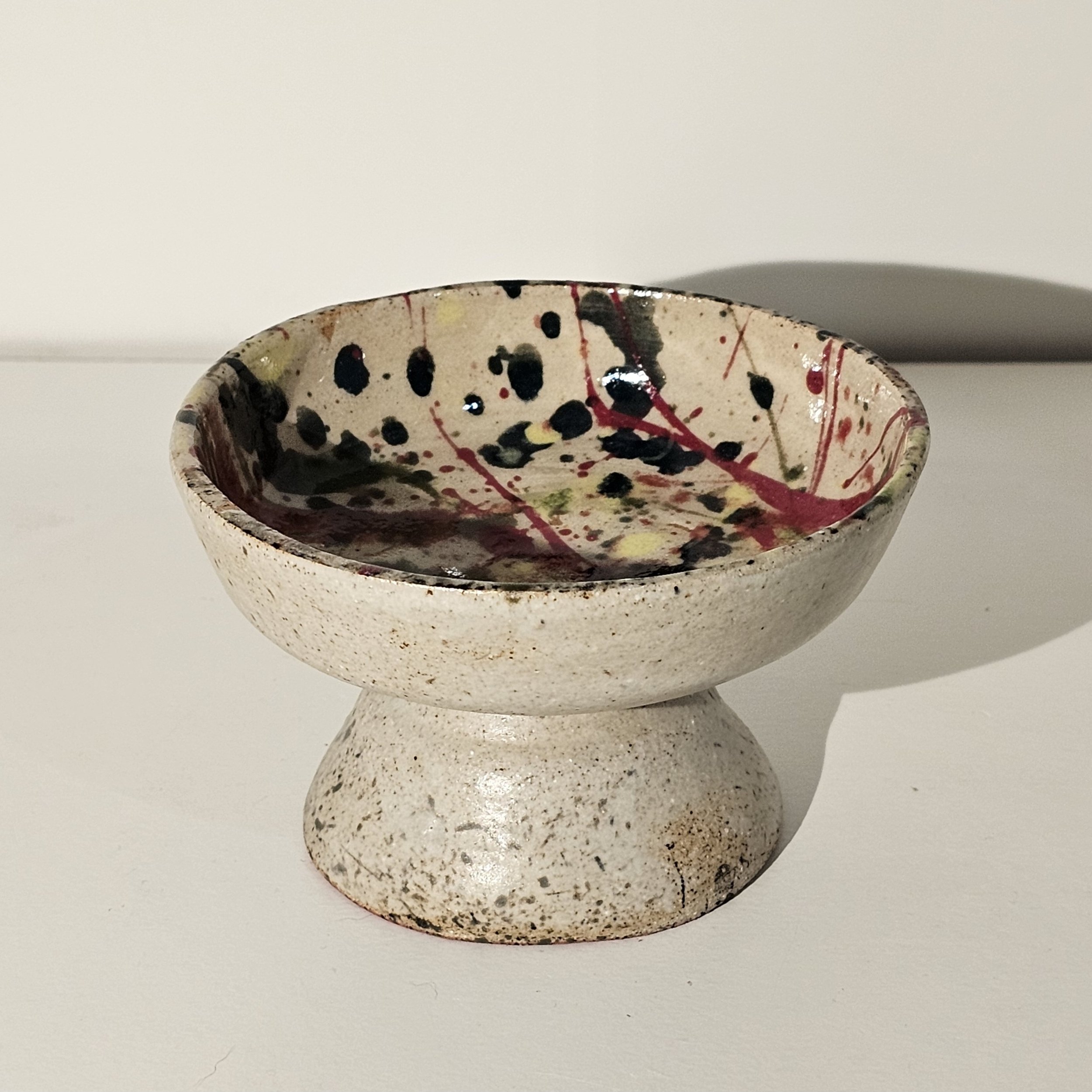 Seventh Circle Artworks Aesthetics Sketch Avenue small bowl with paint splatter Detail small foot SKTAVE20.jpg