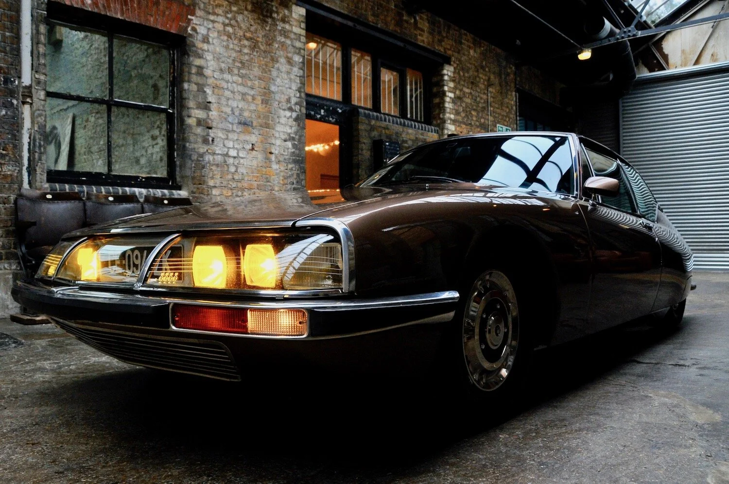 1974 SM IE. Brun Scarabée AC 427