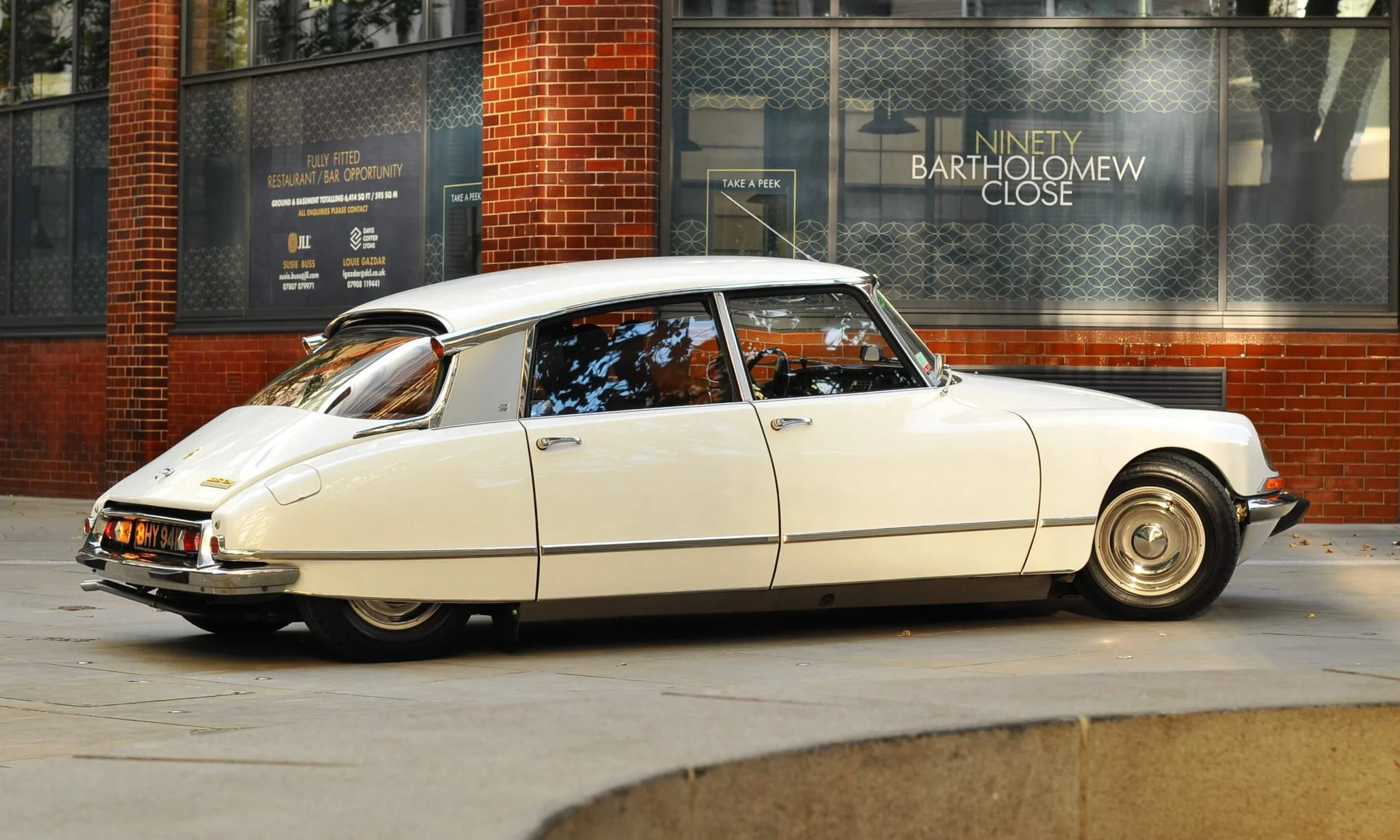 1970 DS 21 Pallas IE BVH. Blanc Cygne AC 093