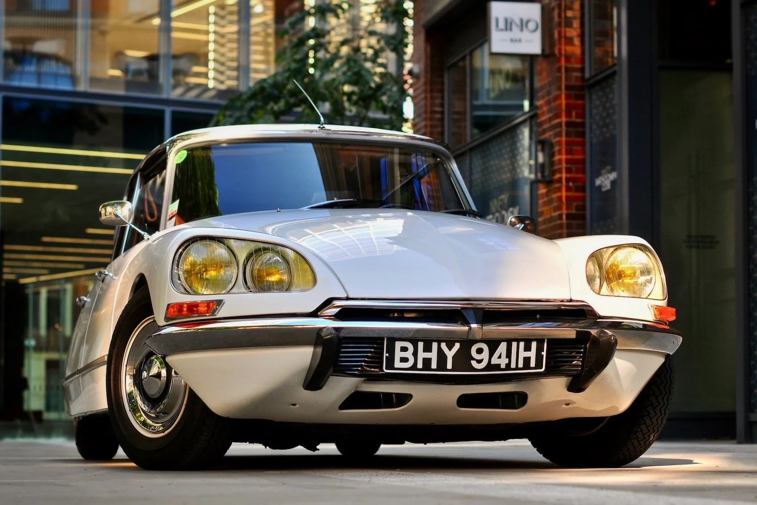 1970 DS 21 Pallas IE BVH. Blanc Cygne AC 093