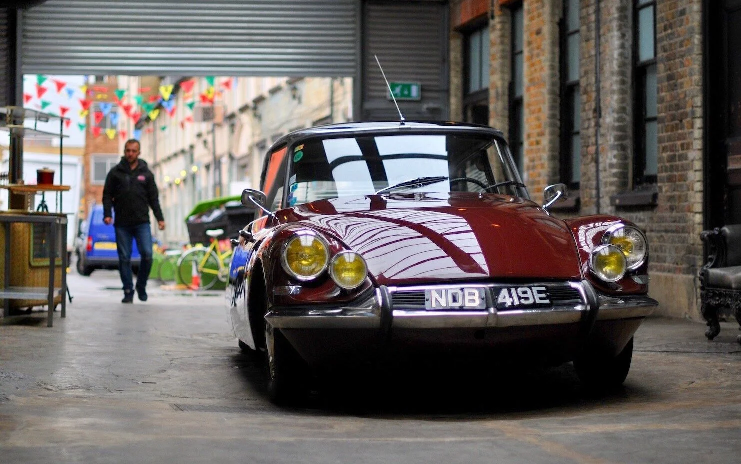 1967 ID 19b. Bordeaux AC 421