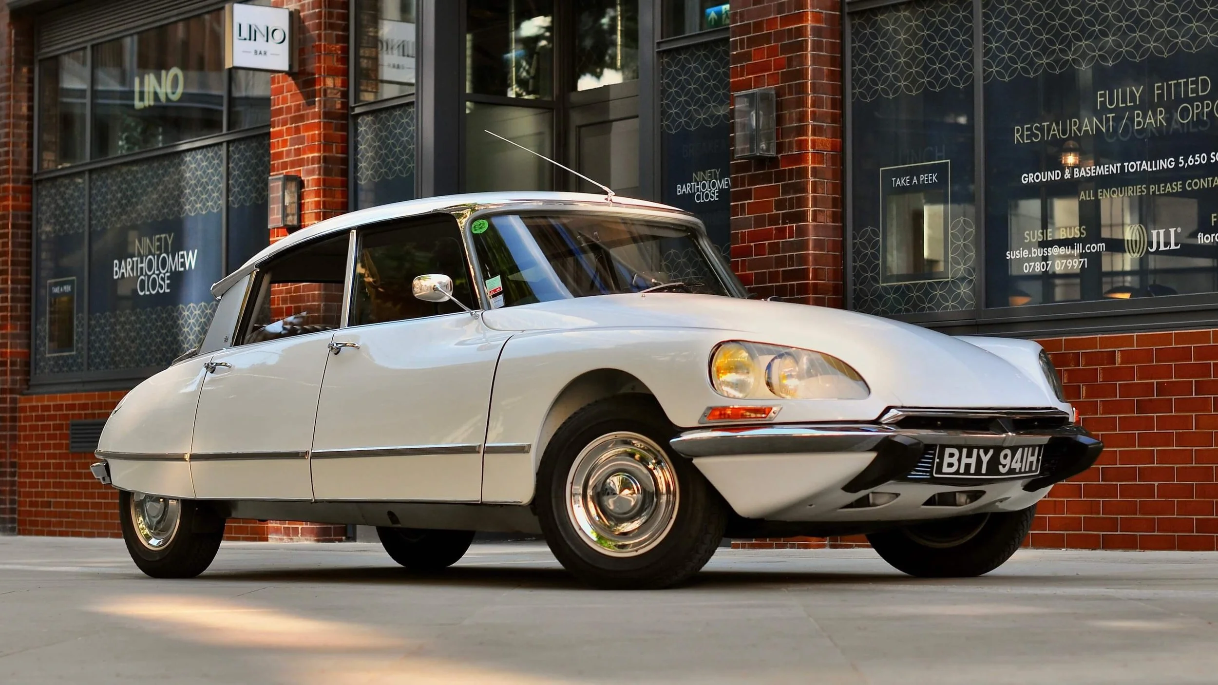 1970 DS 21 Pallas IE BVH. Blanc Cygne AC 093