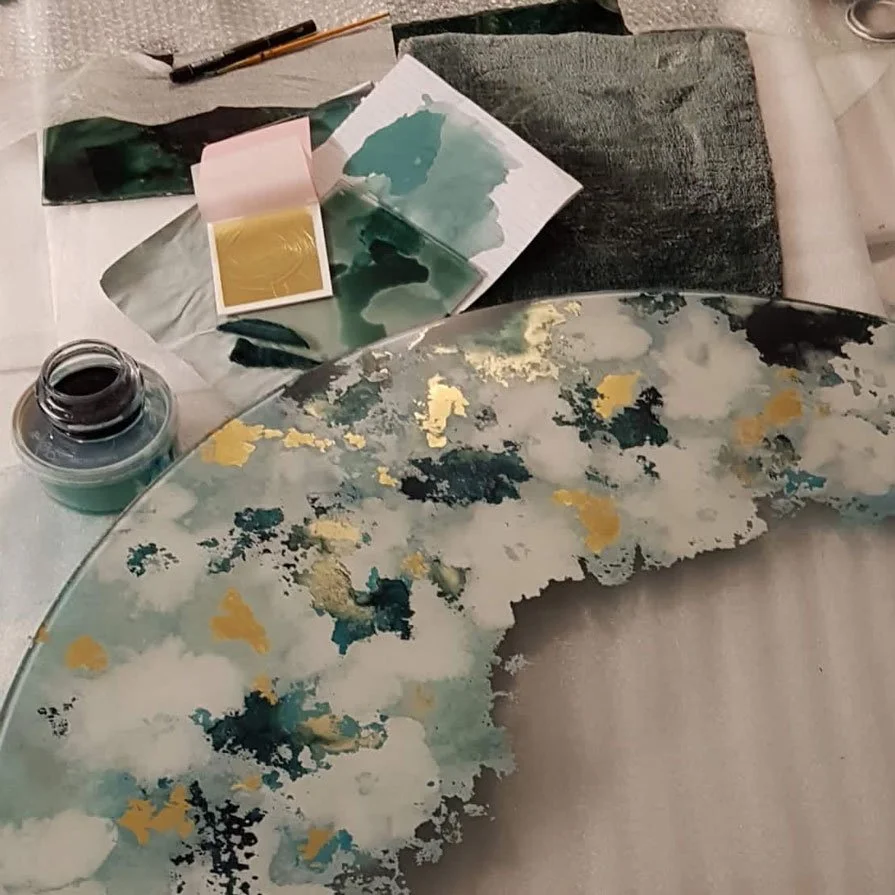Bespoke Furniture Finishes - Verre Eglomise - Table Top with Gold Leaf