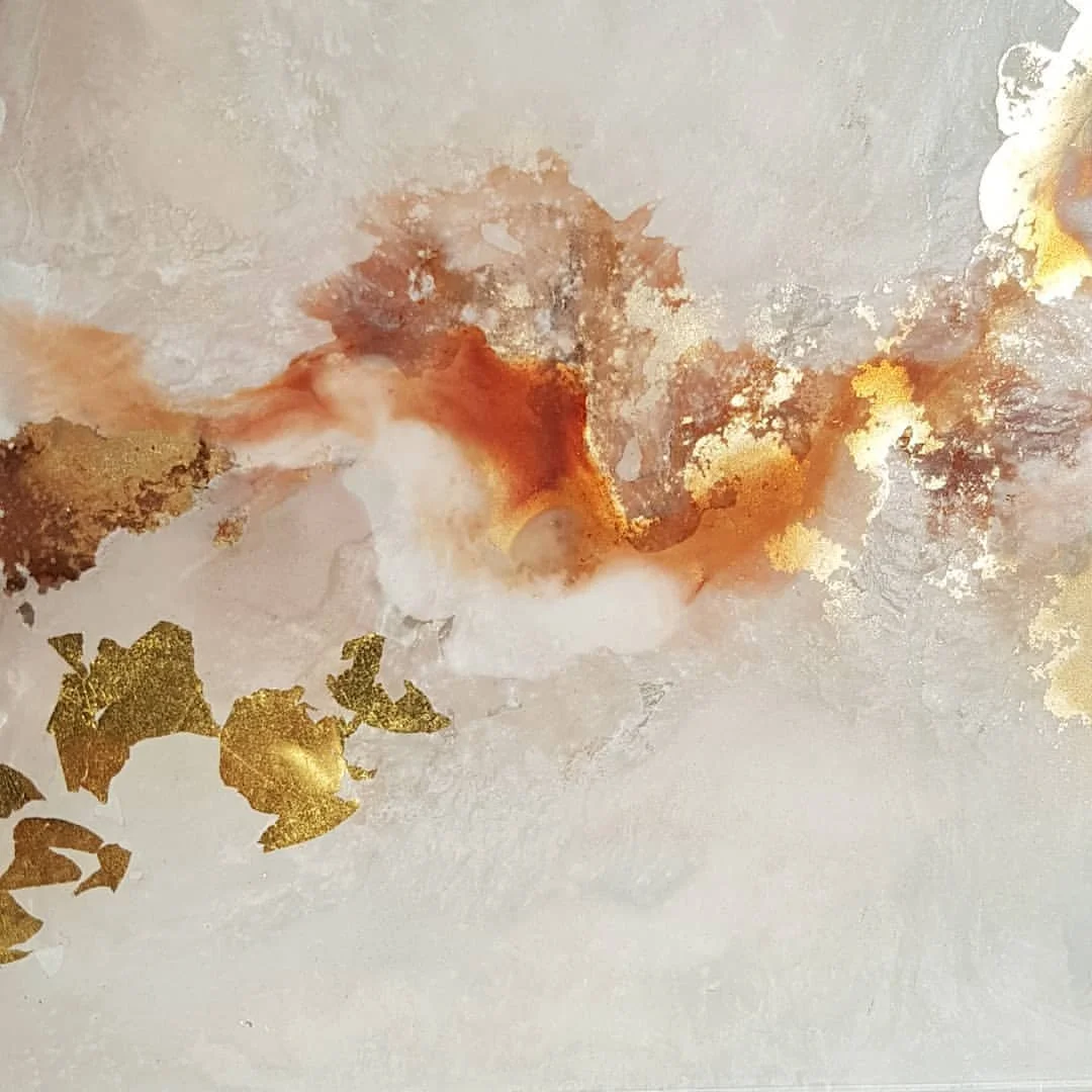 Bespoke Furniture Finishes - Verre Eglomise - Hand Painted Glass with Gold Leaf