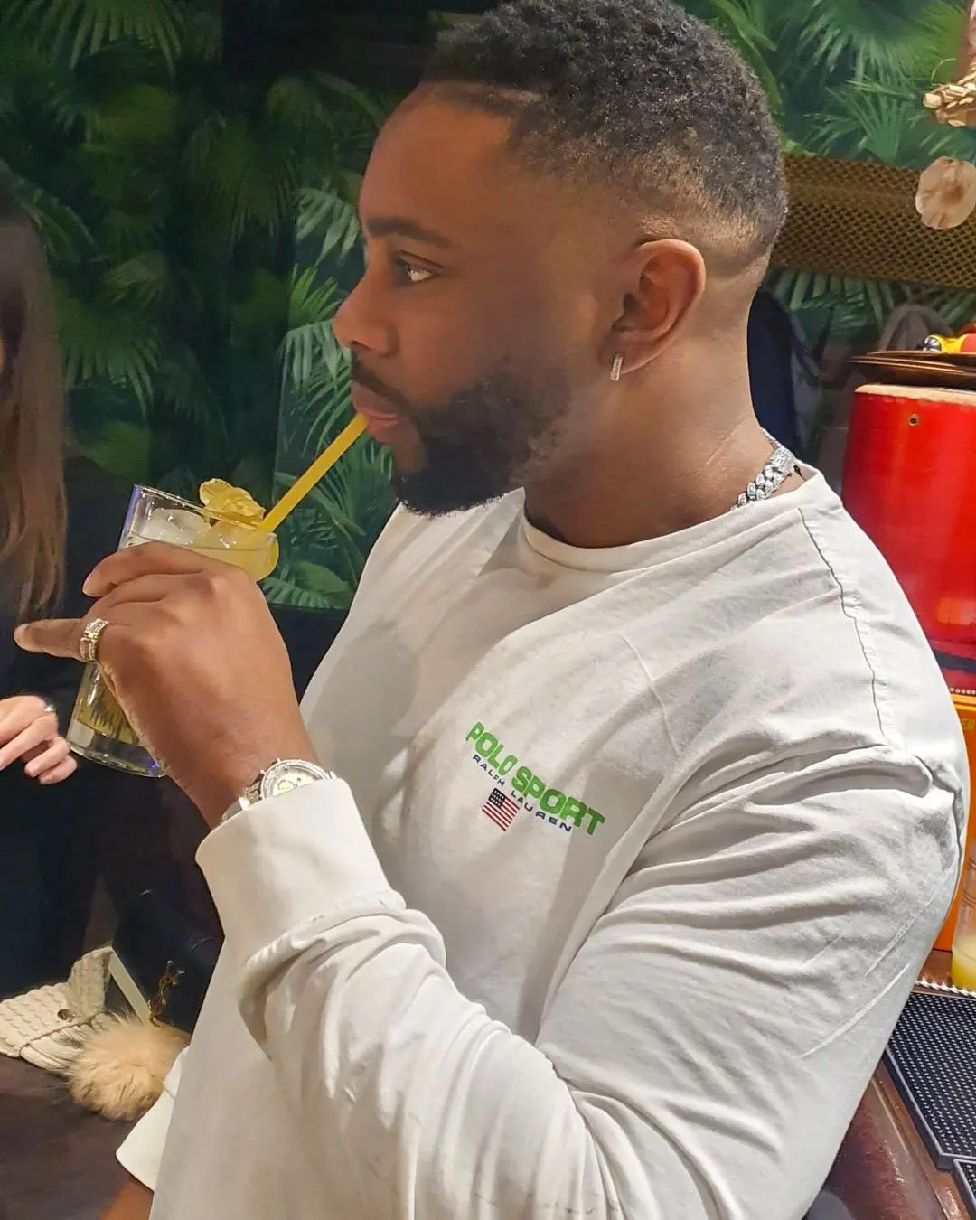 TD - LK - Party in Polynesia 099.jpg