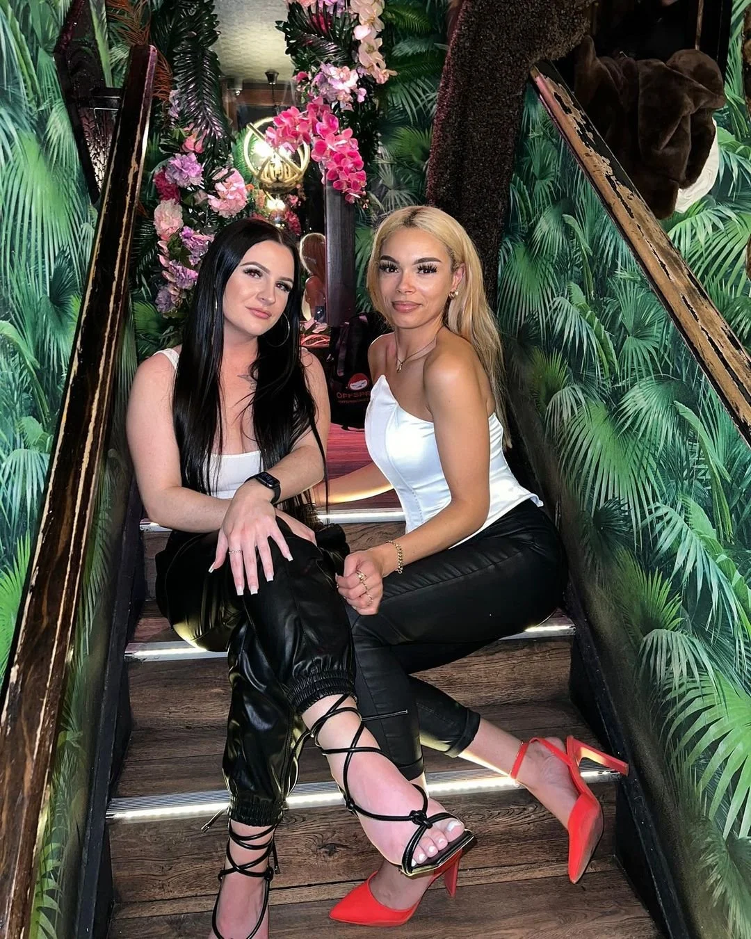 TD - LK - Party in Polynesia 0114.jpg