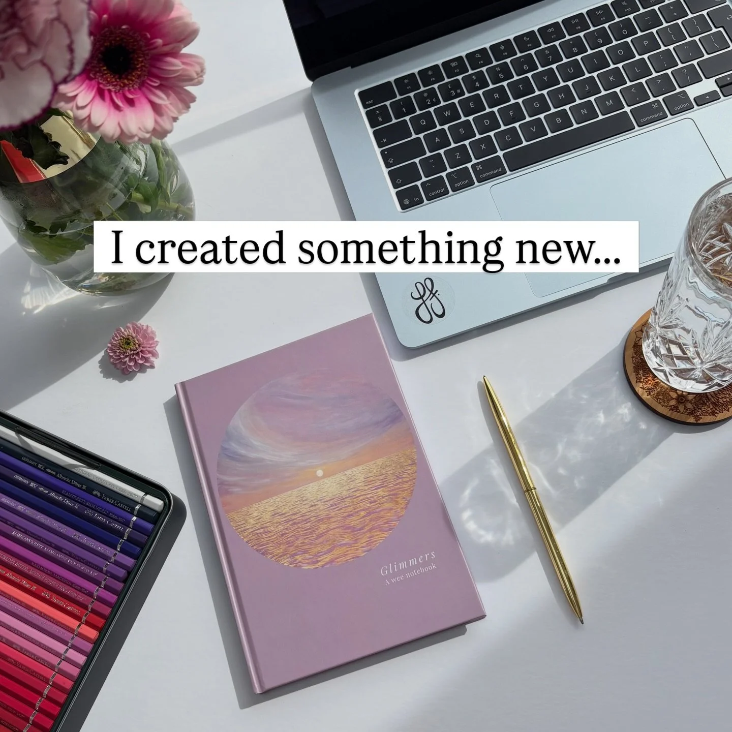 Little pieces of art for your everyday 🥰

Which one would you choose? 😍 Blank or lined pages?? 

I picked &lsquo;My Home Is A Sanctuary Of Peace And Comfort&rsquo; as my the first book I want to keep for myself, but I&rsquo;m definitely going to ke