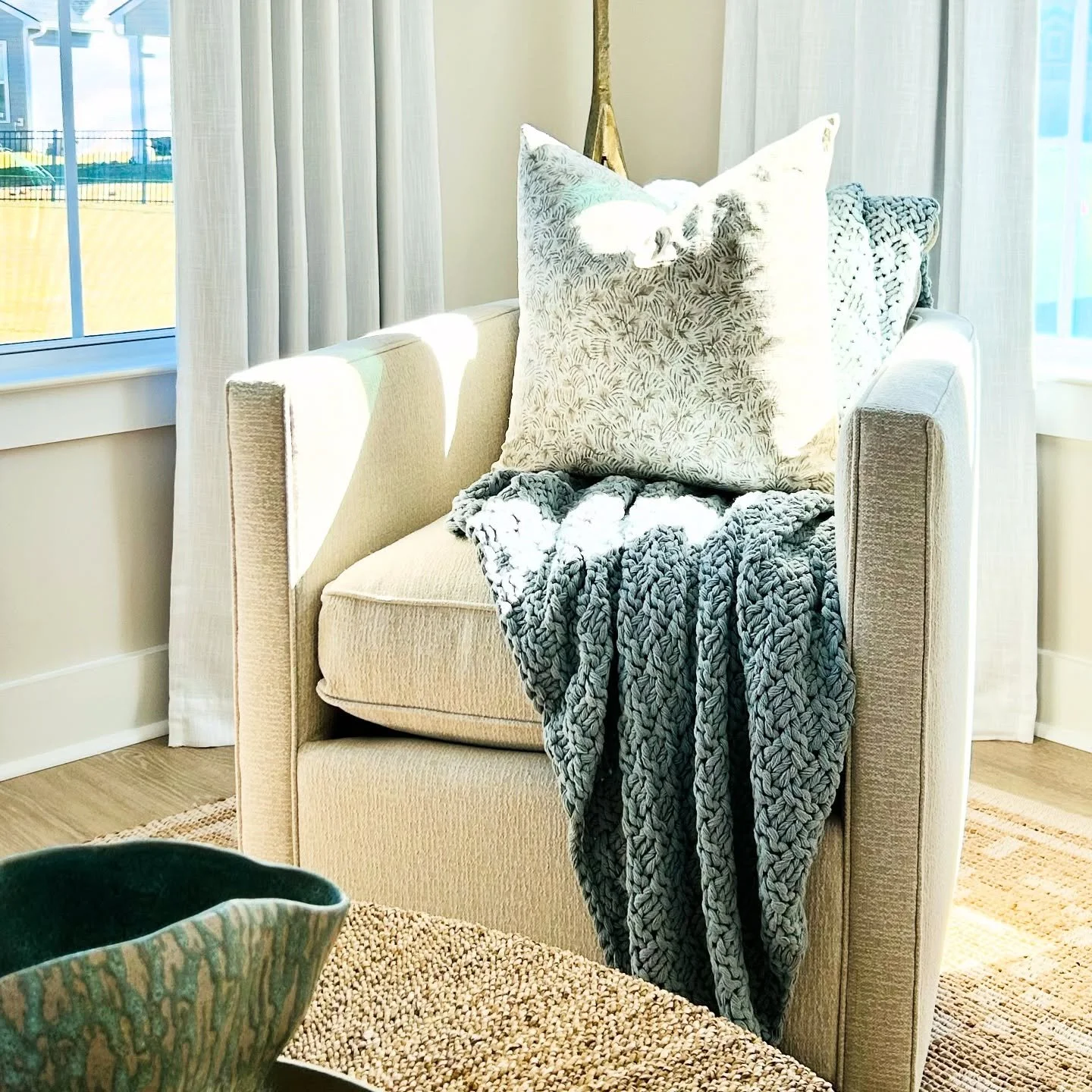 The most perfect, cozy corner! 🥰