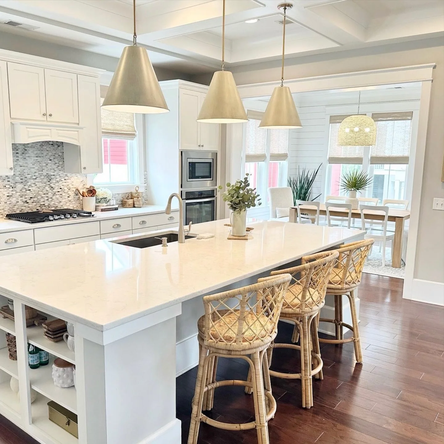 Kitchens are the gathering place for all things Thanksgiving, here are a few of our favorite completed client kitchens ready as we kick-off the holiday season! 🦃