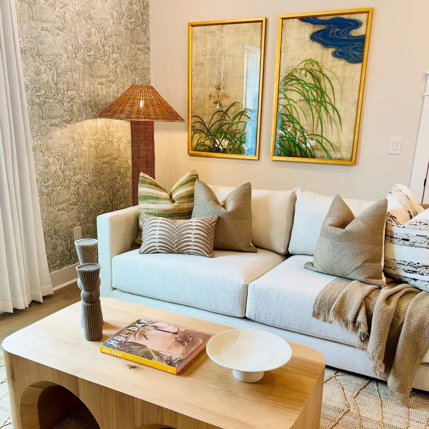 Loft living, full of character and personality! 🌴