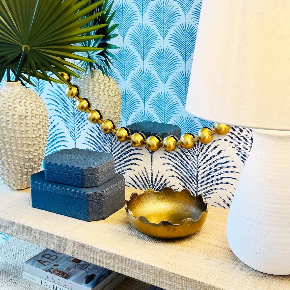 Playful print, pop of color, pulled together at point of install! 👍🏻