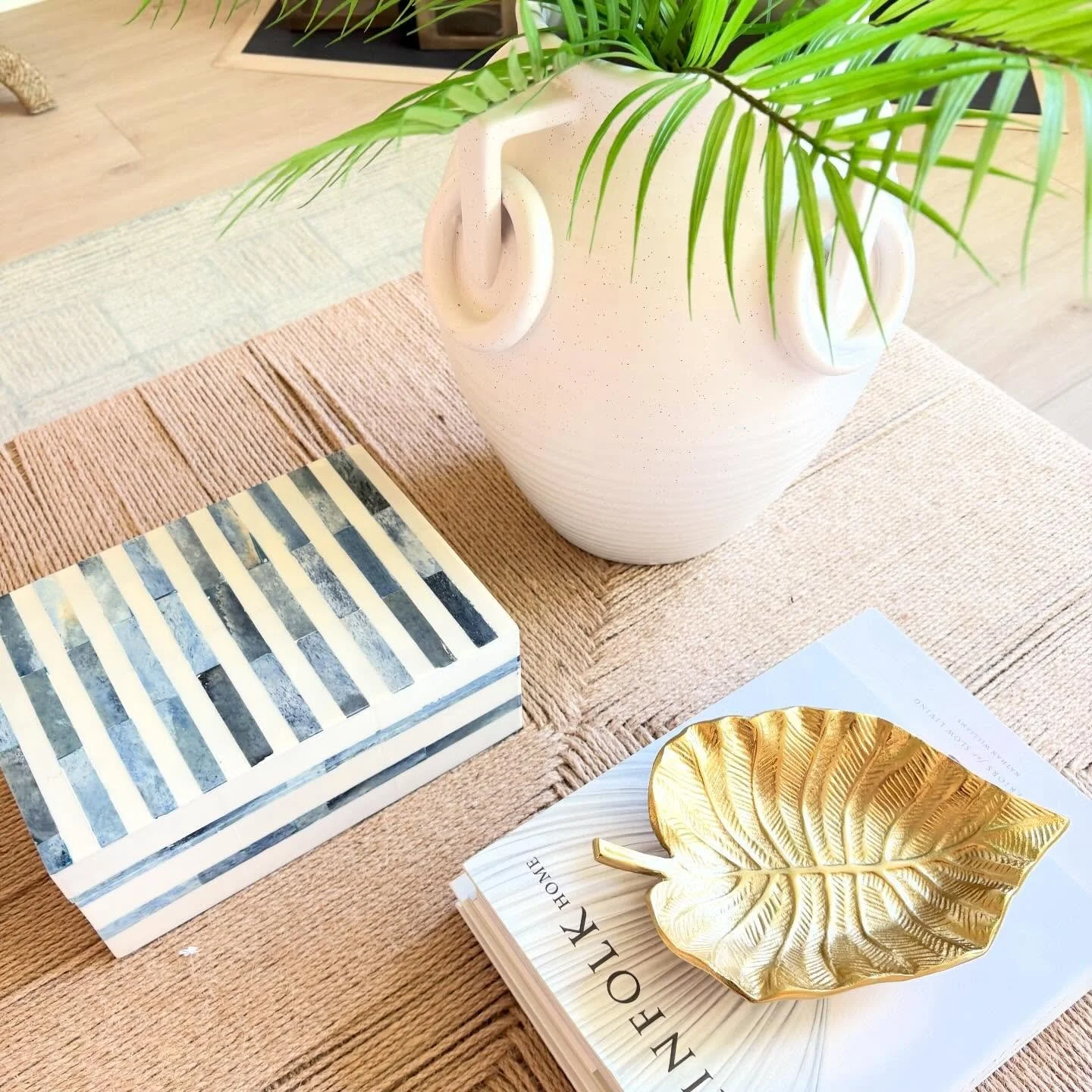 Coastal finishing touches! 👌🏻 Install complete, stay tuned for before and after pictures of this client&rsquo;s new home and phase one project completion!