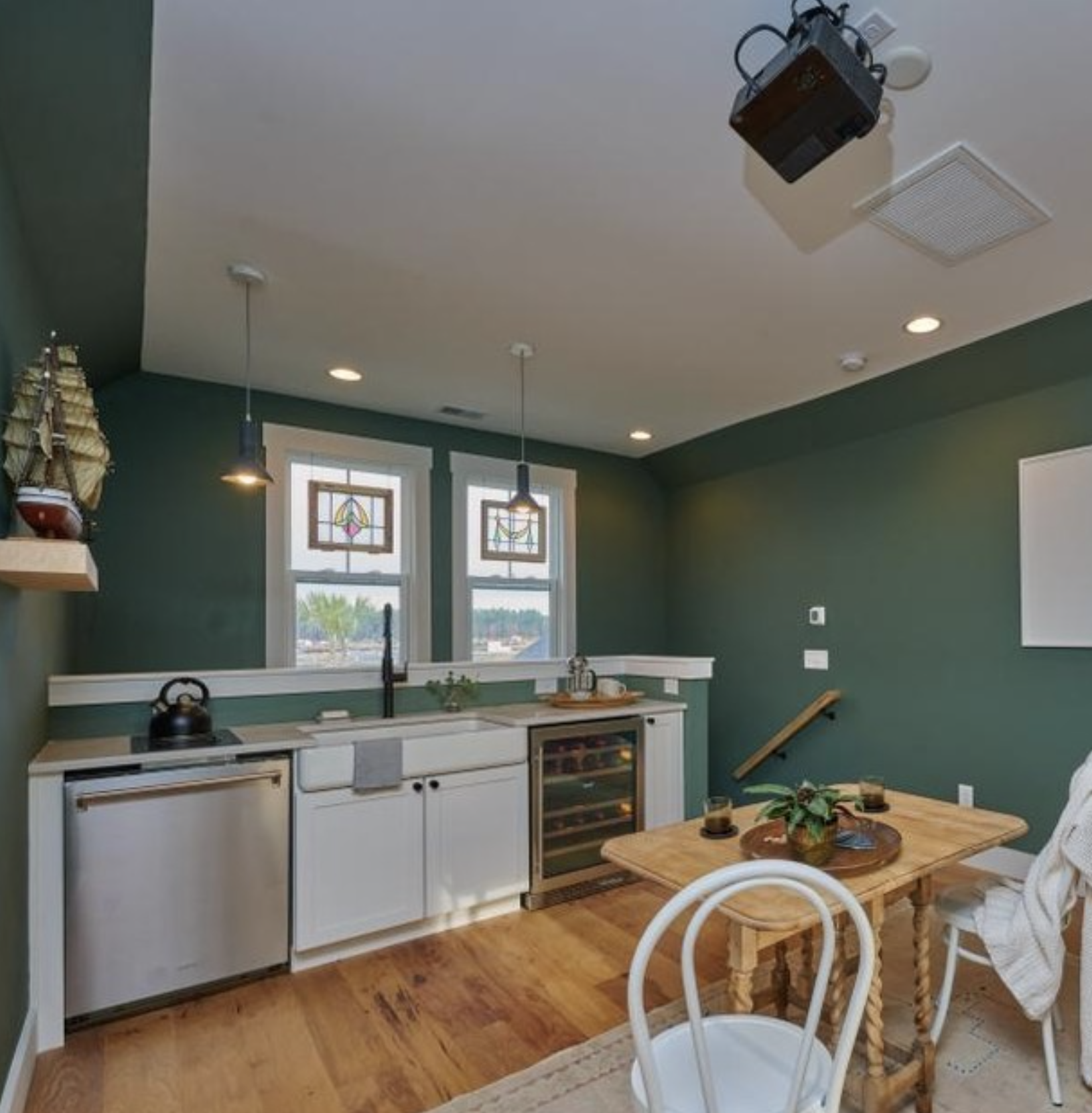 Screen Shot 2022-04-04 at 9.27.51 PM.png