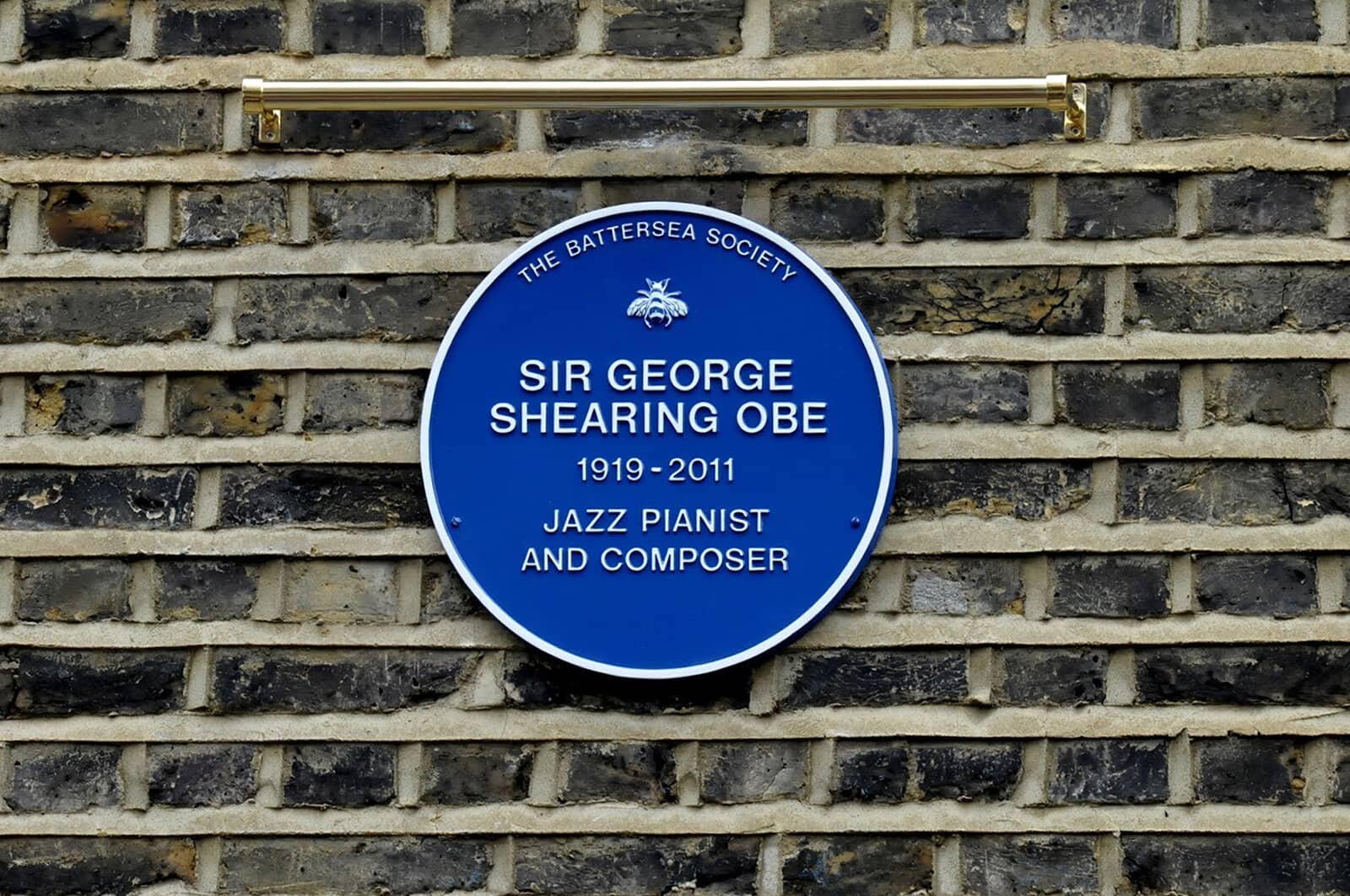 GeorgeShearing-BluePlaque.jpg
