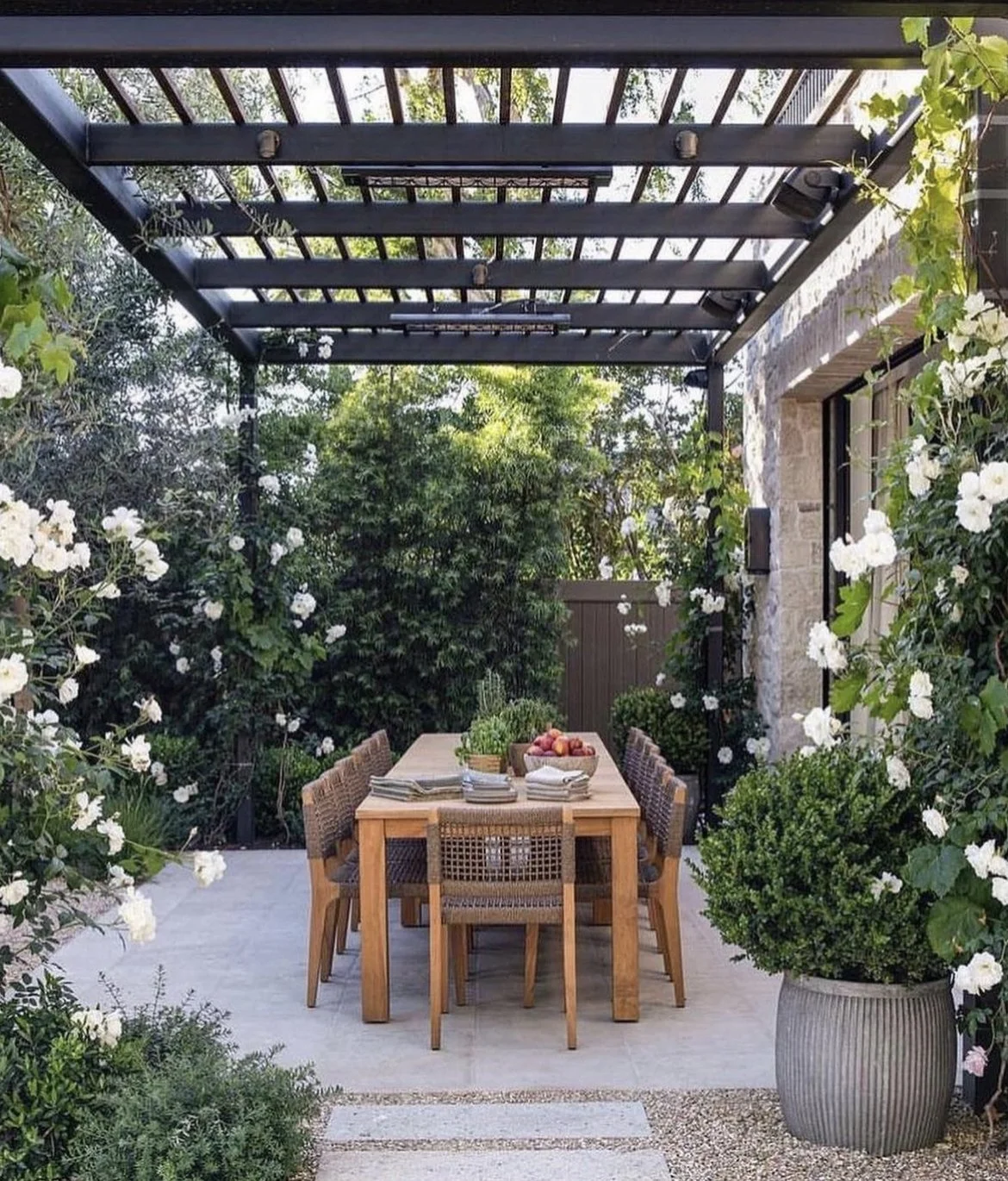 The Benefits of Selling Now, According to Experts