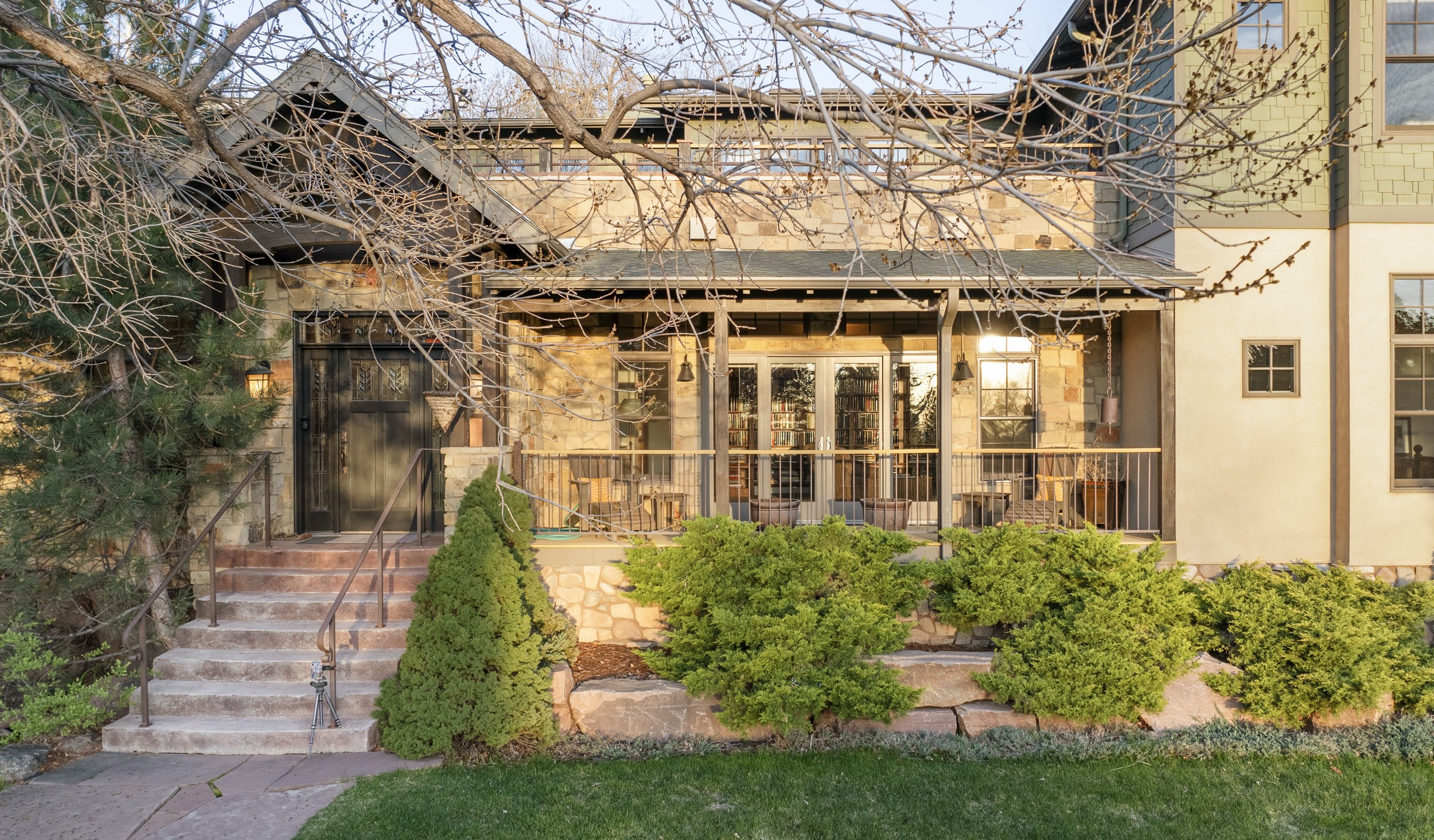 1498 King Avenue - Print - Trendem Media-9.jpg