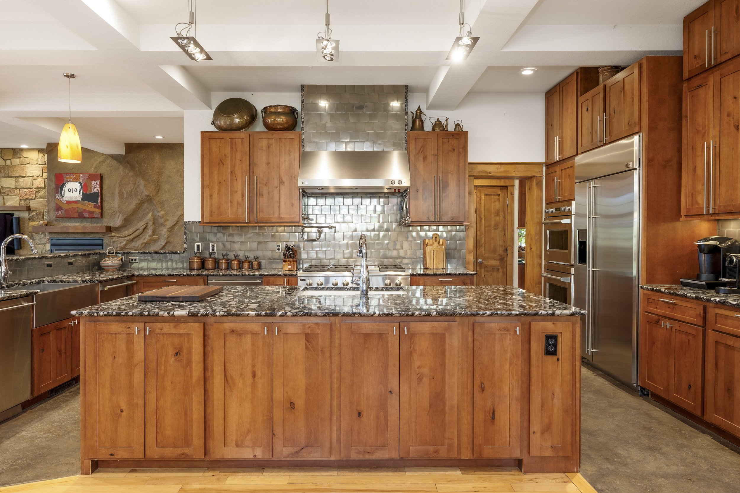 1498 King Avenue - Print - Trendem Media-28.jpg
