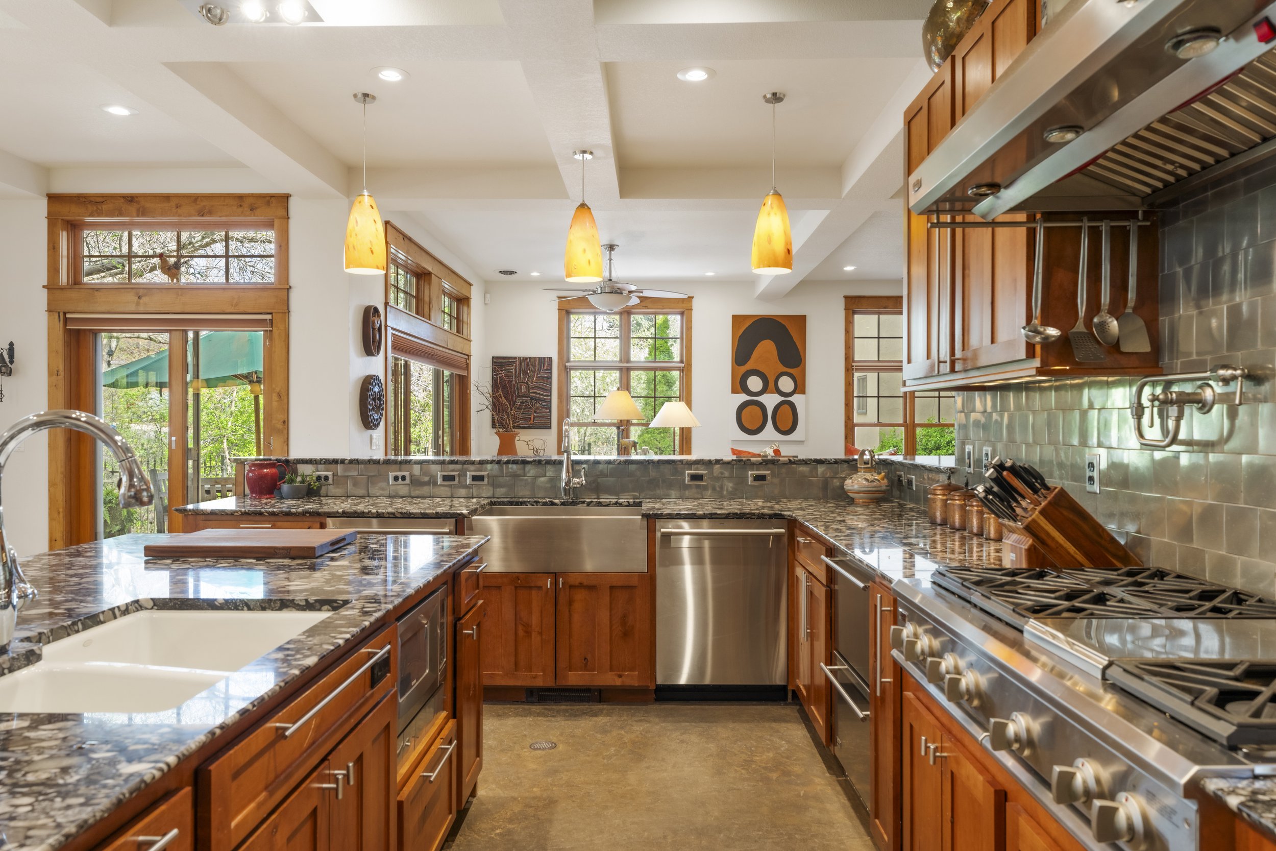 1498 King Avenue - Print - Trendem Media-30.jpg