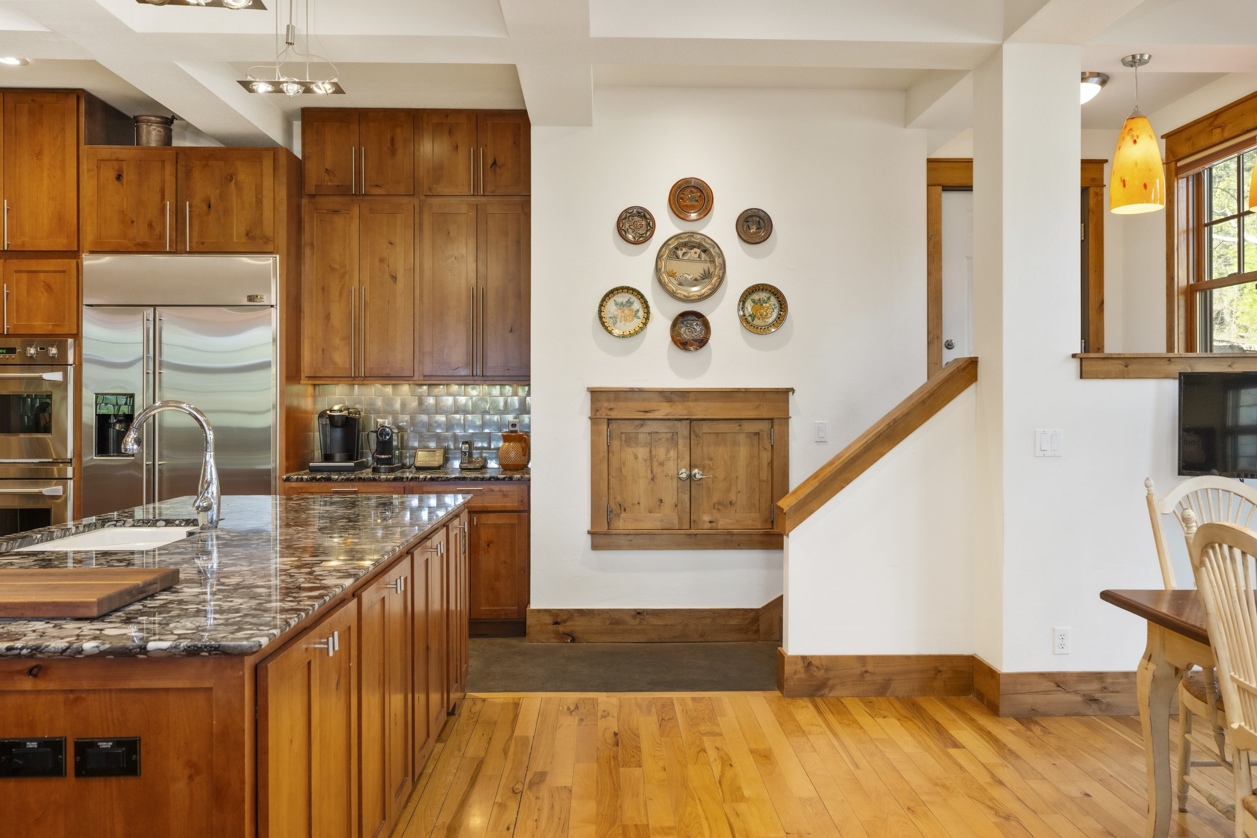 1498 King Avenue - Print - Trendem Media-33.jpg