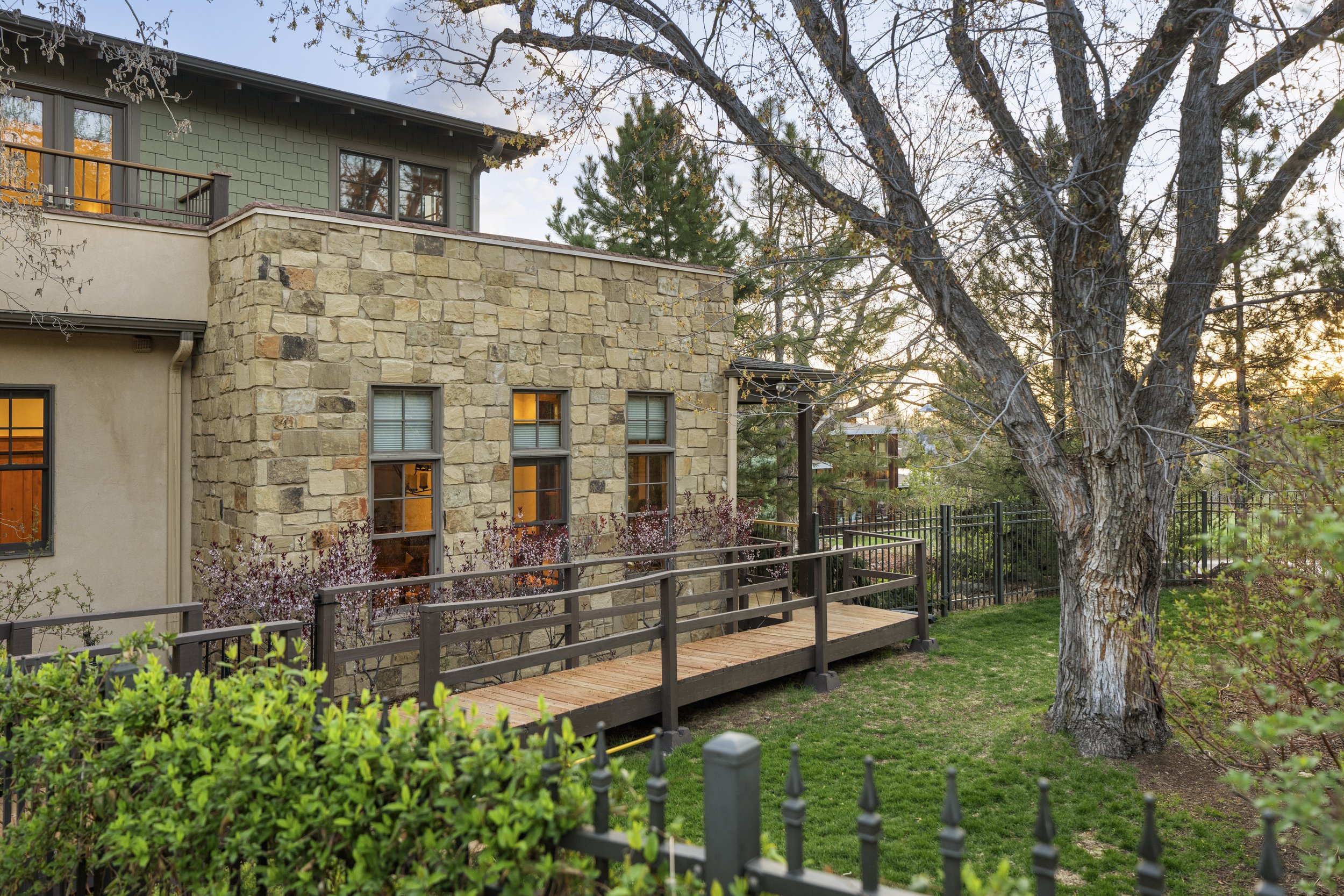 1498 King Avenue - Print - Trendem Media-59.jpg